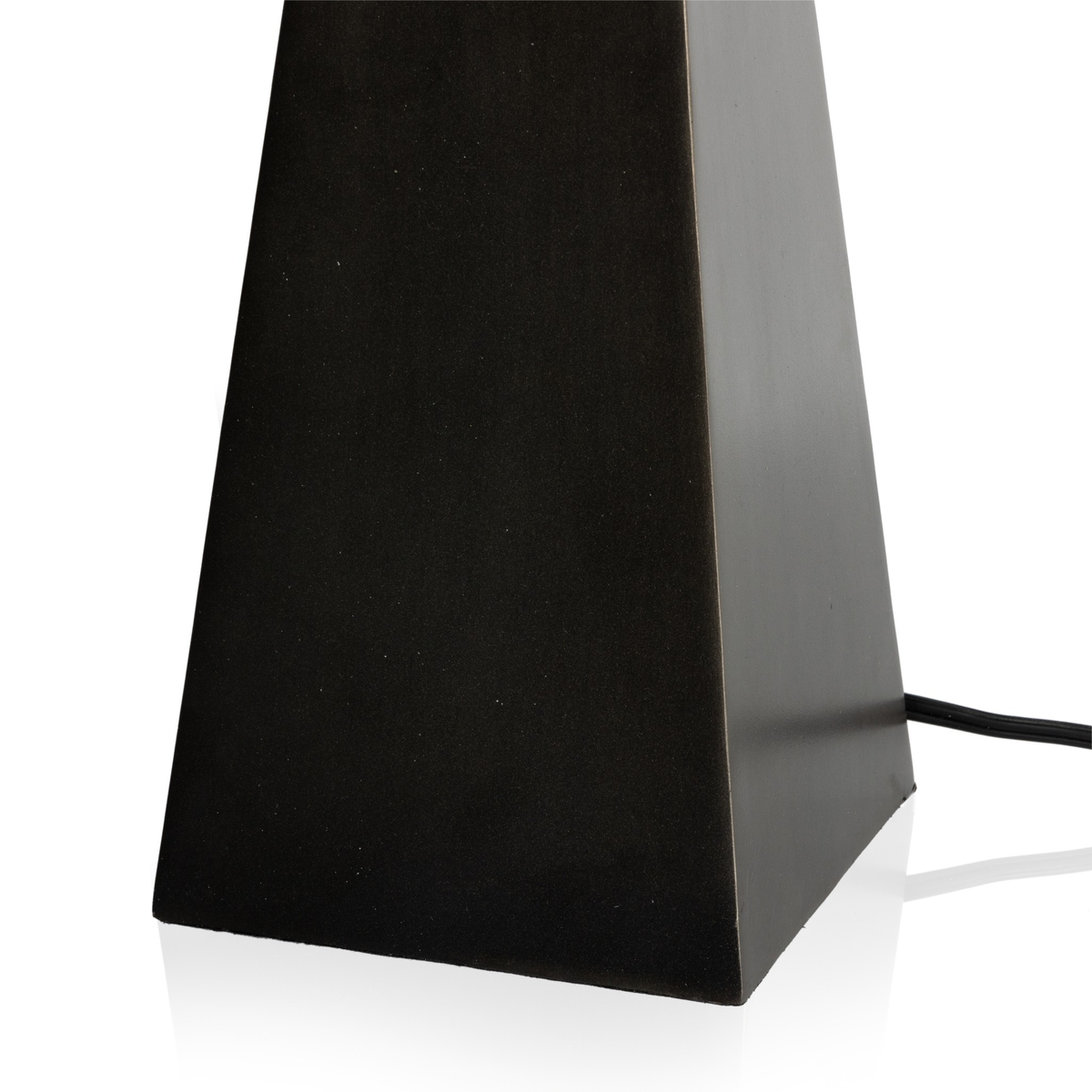 Leander Table Lamp
