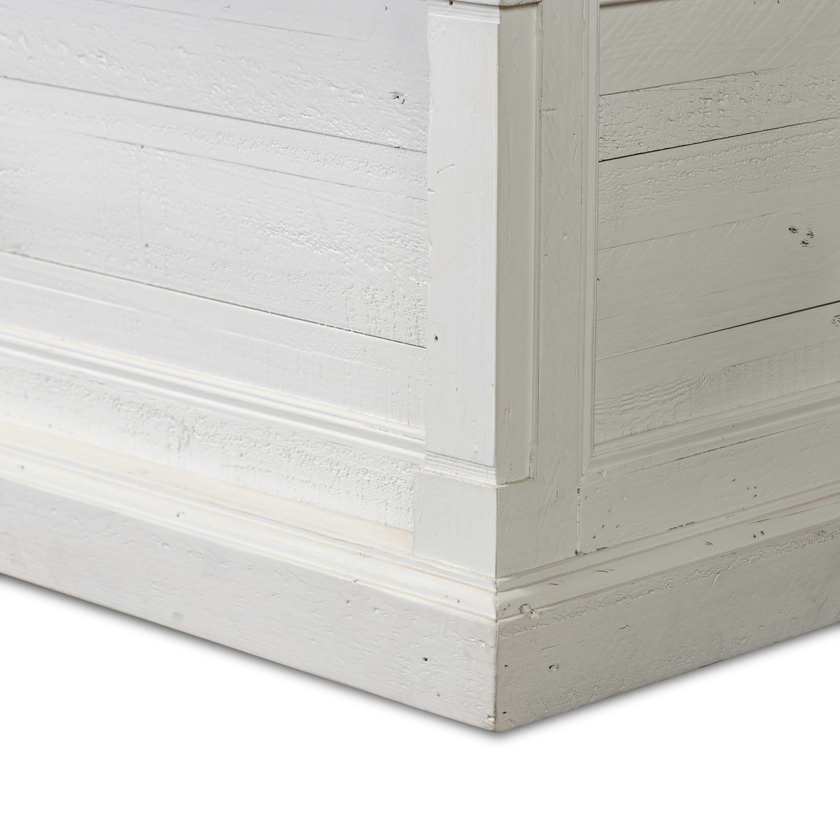 Cintra Blanket Chest