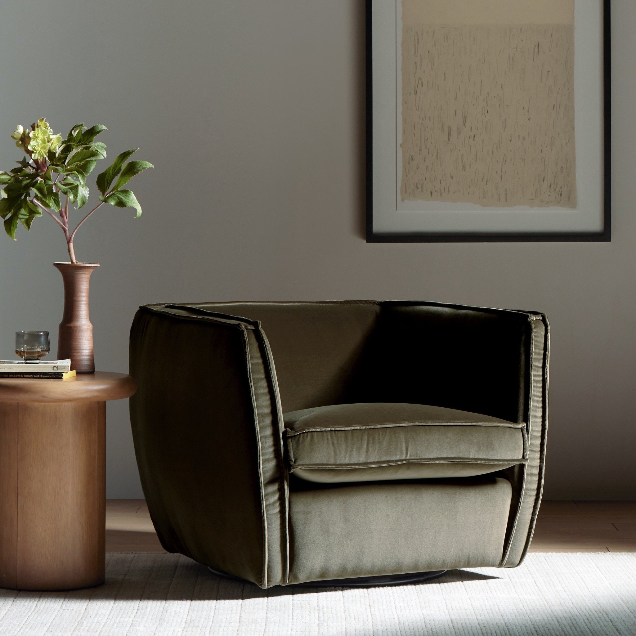 Rashi Swivel Chair