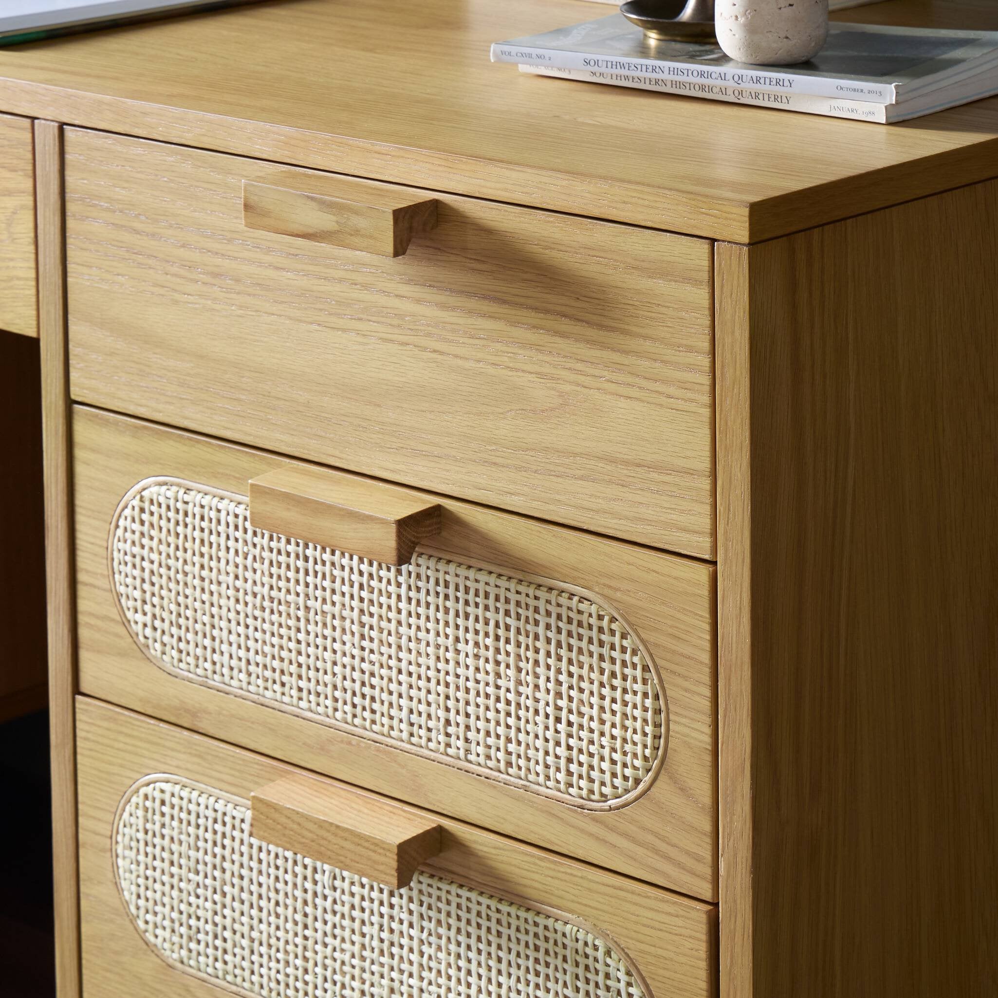 Allegra Executive Desk