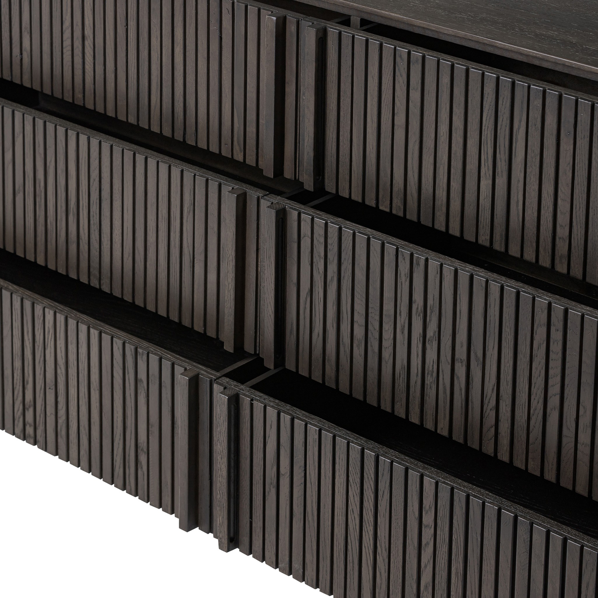 Leo 6 Drawer Dresser