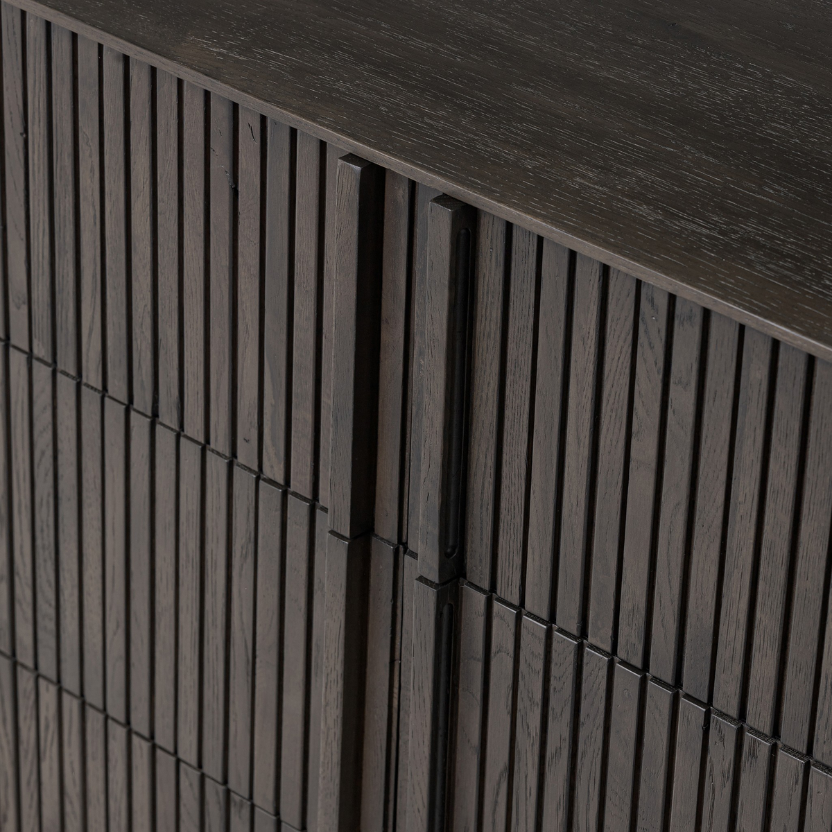 Leo 6 Drawer Dresser