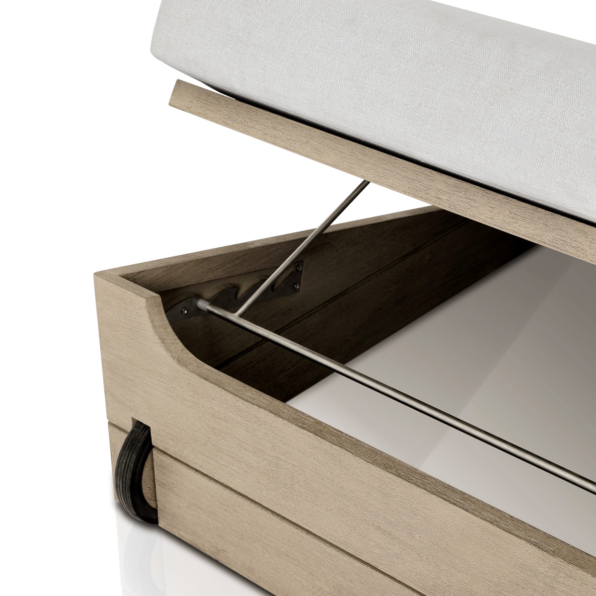 V Outdoor Chaise Lounge