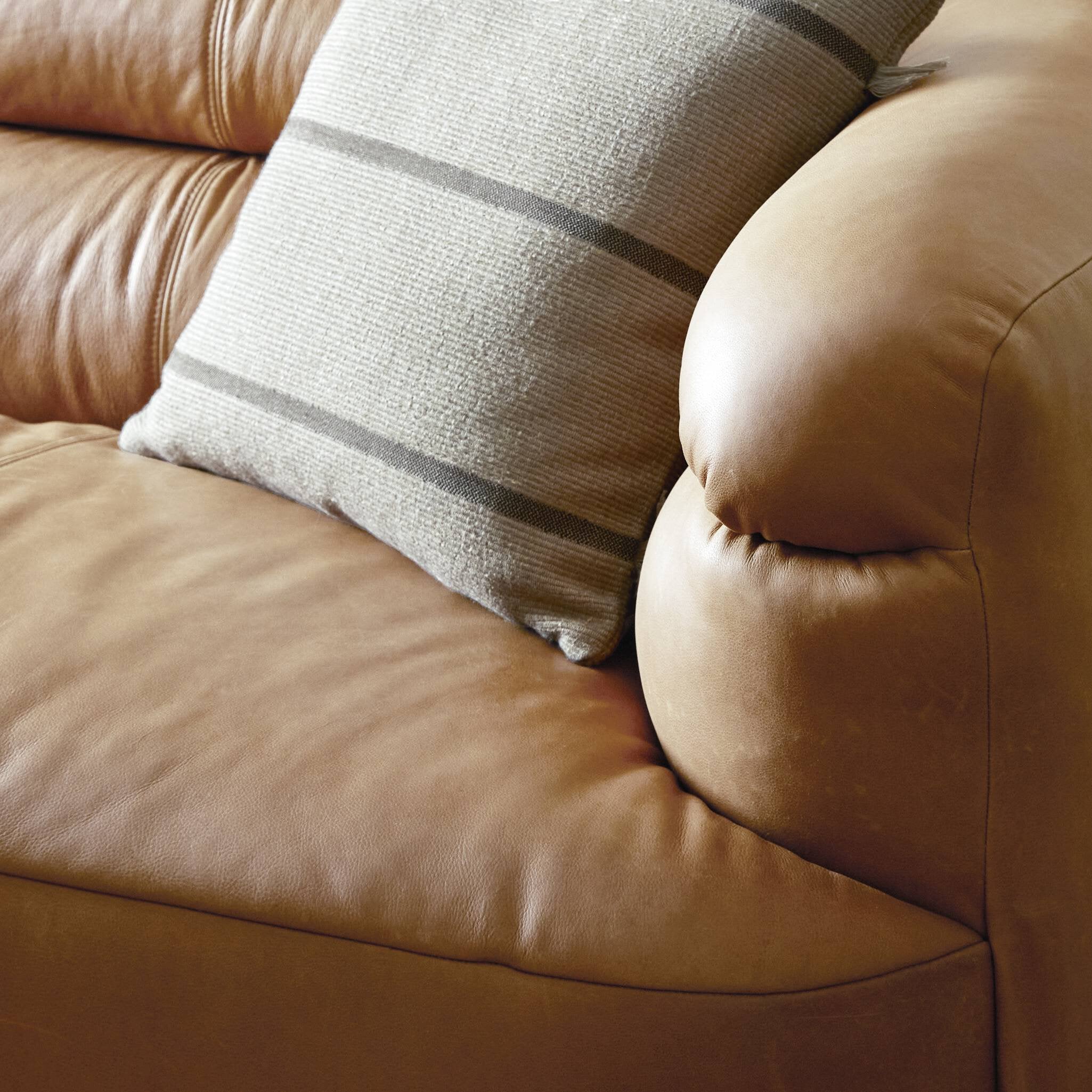 Gerrie Sofa-95"