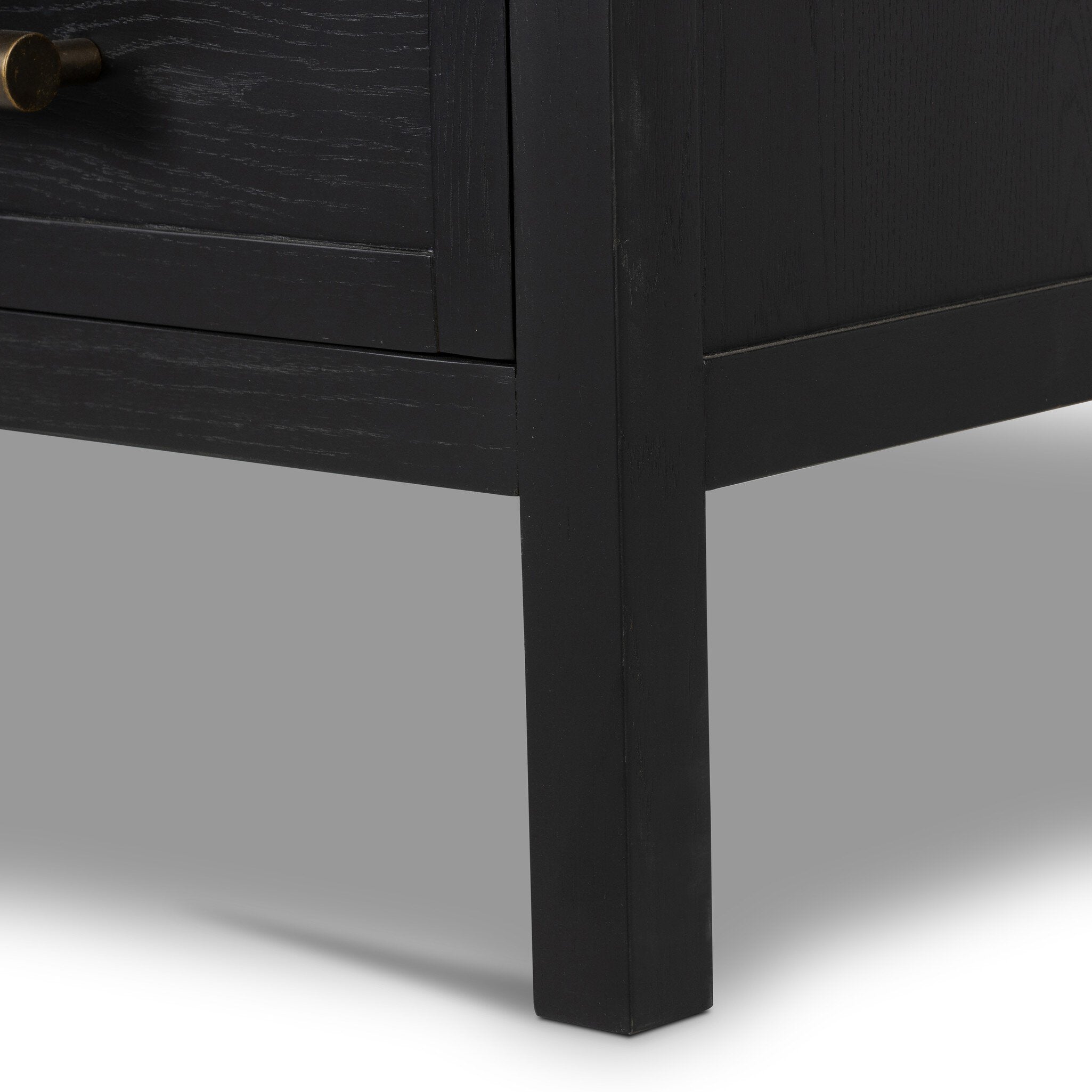 Laker Cabinet
