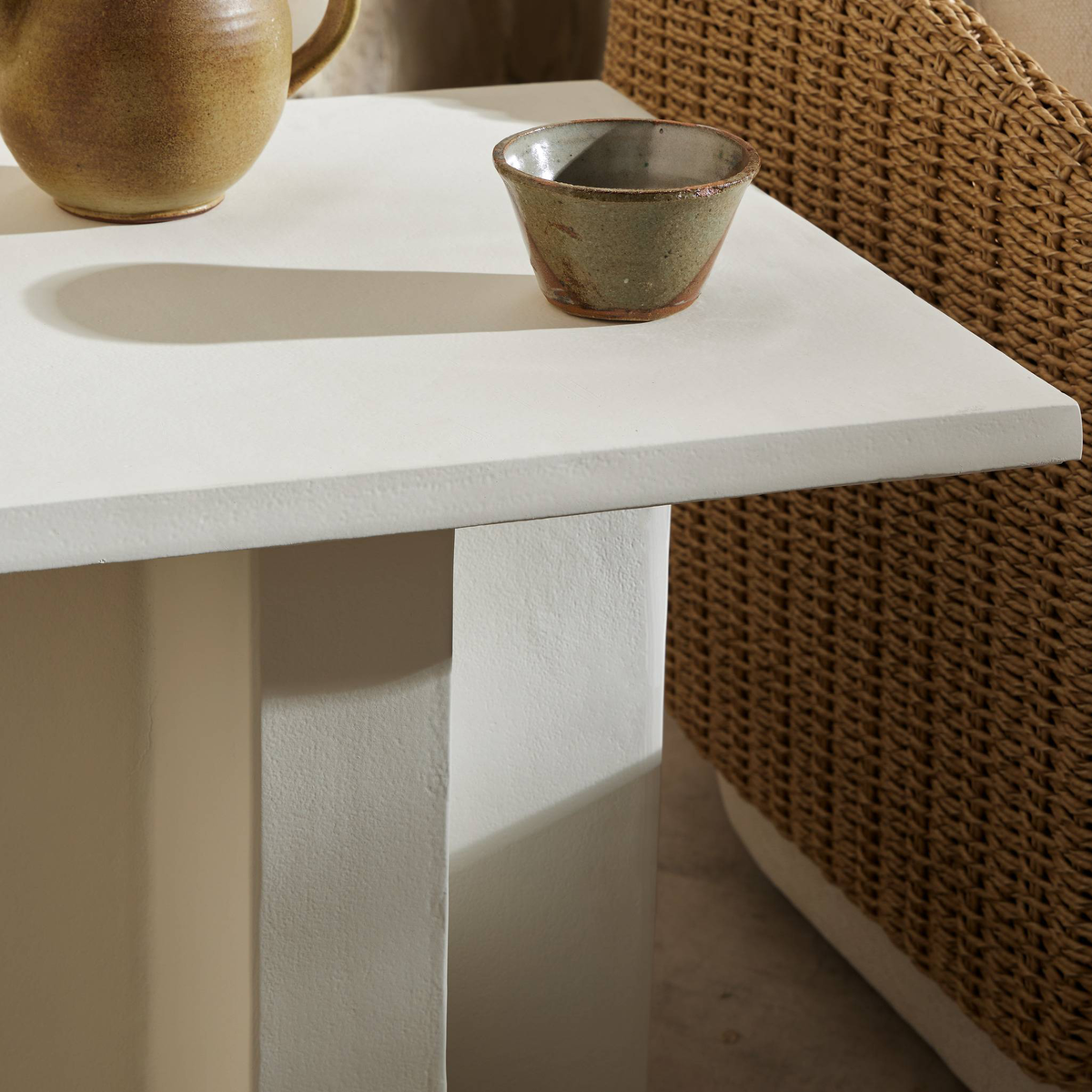 #color_matte-white-cast-aluminum