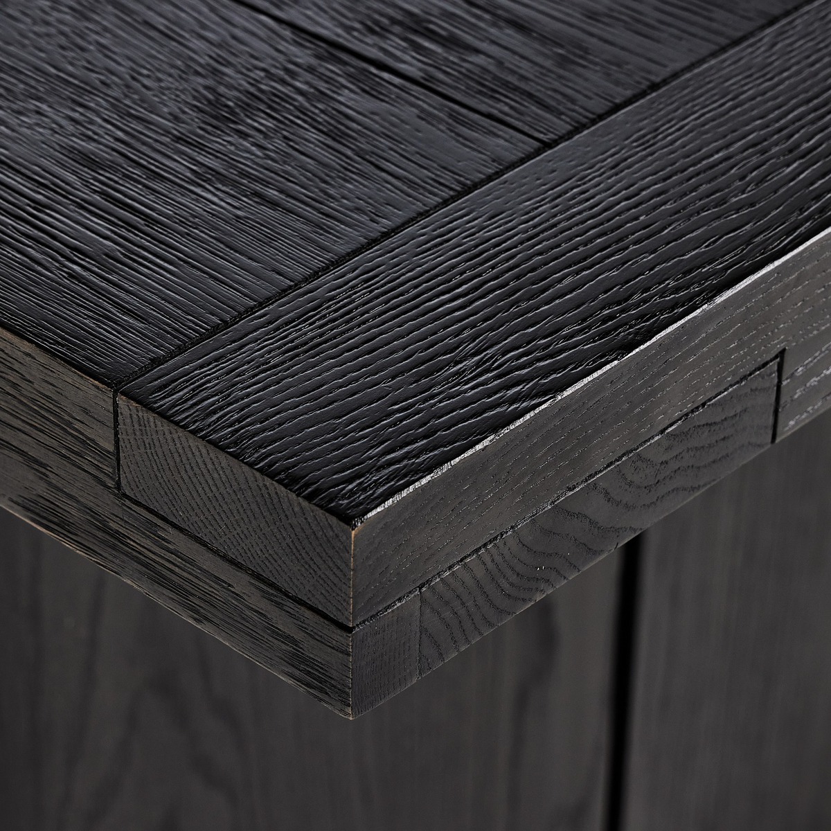 #color_worn-black-veneer