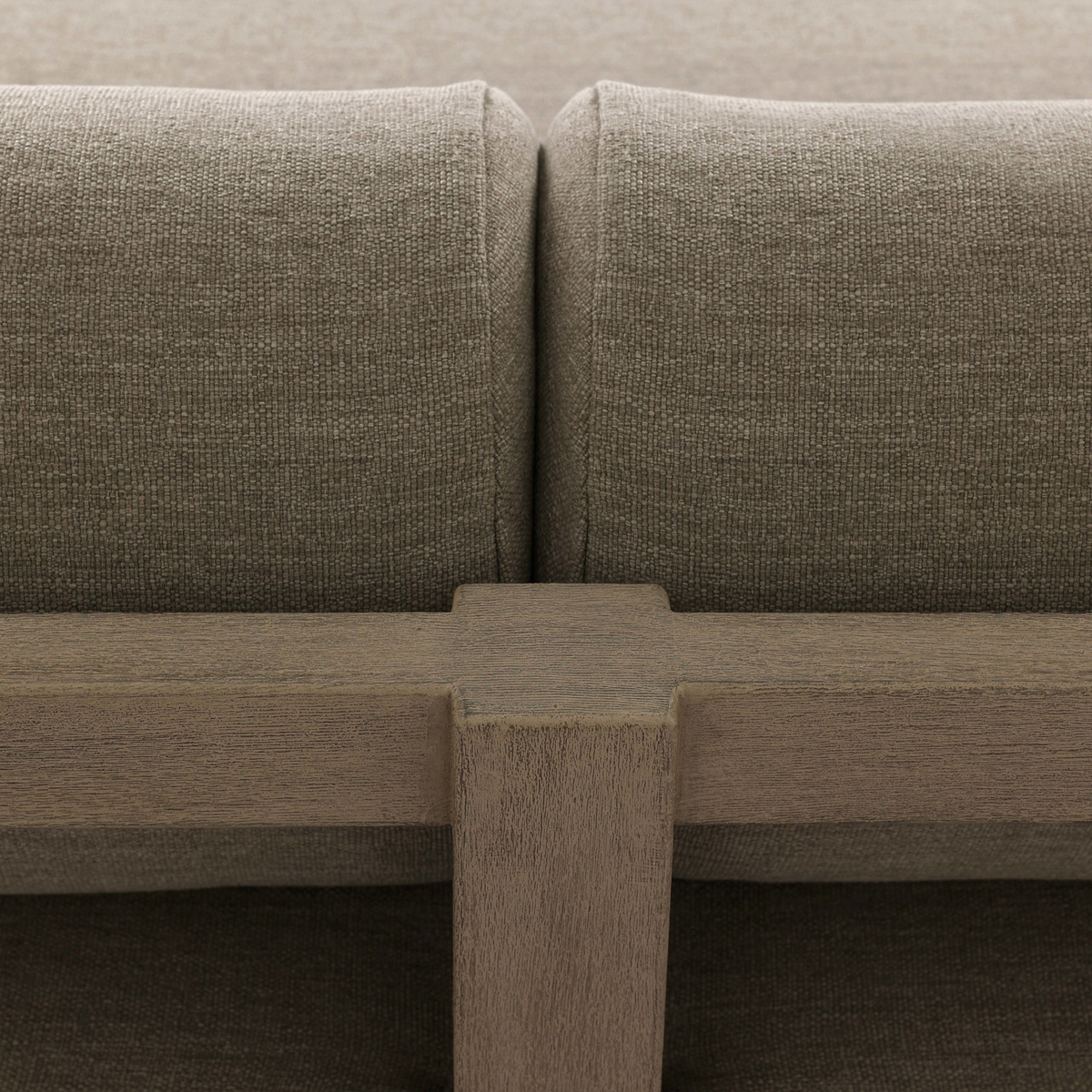 Laskin Outdoor Sofa-106"