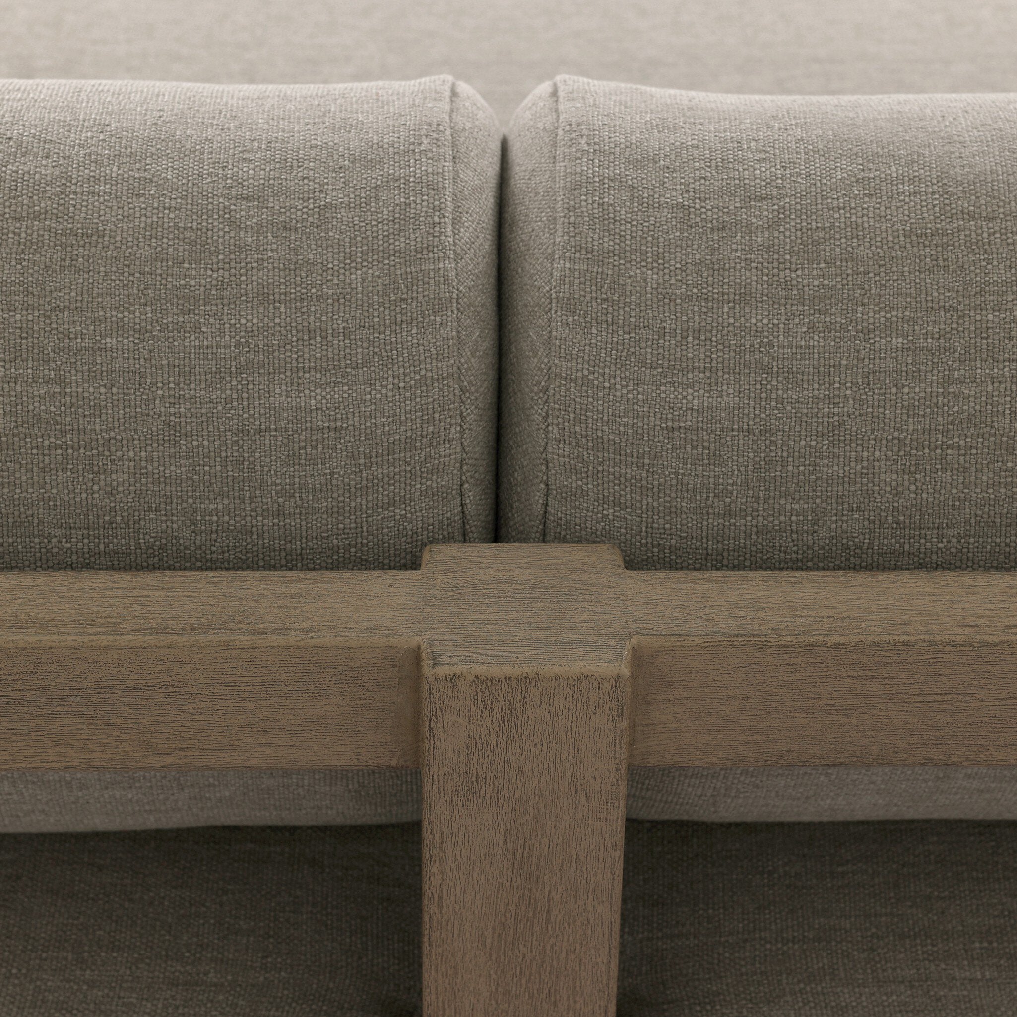 Laskin Outdoor Sofa-106"