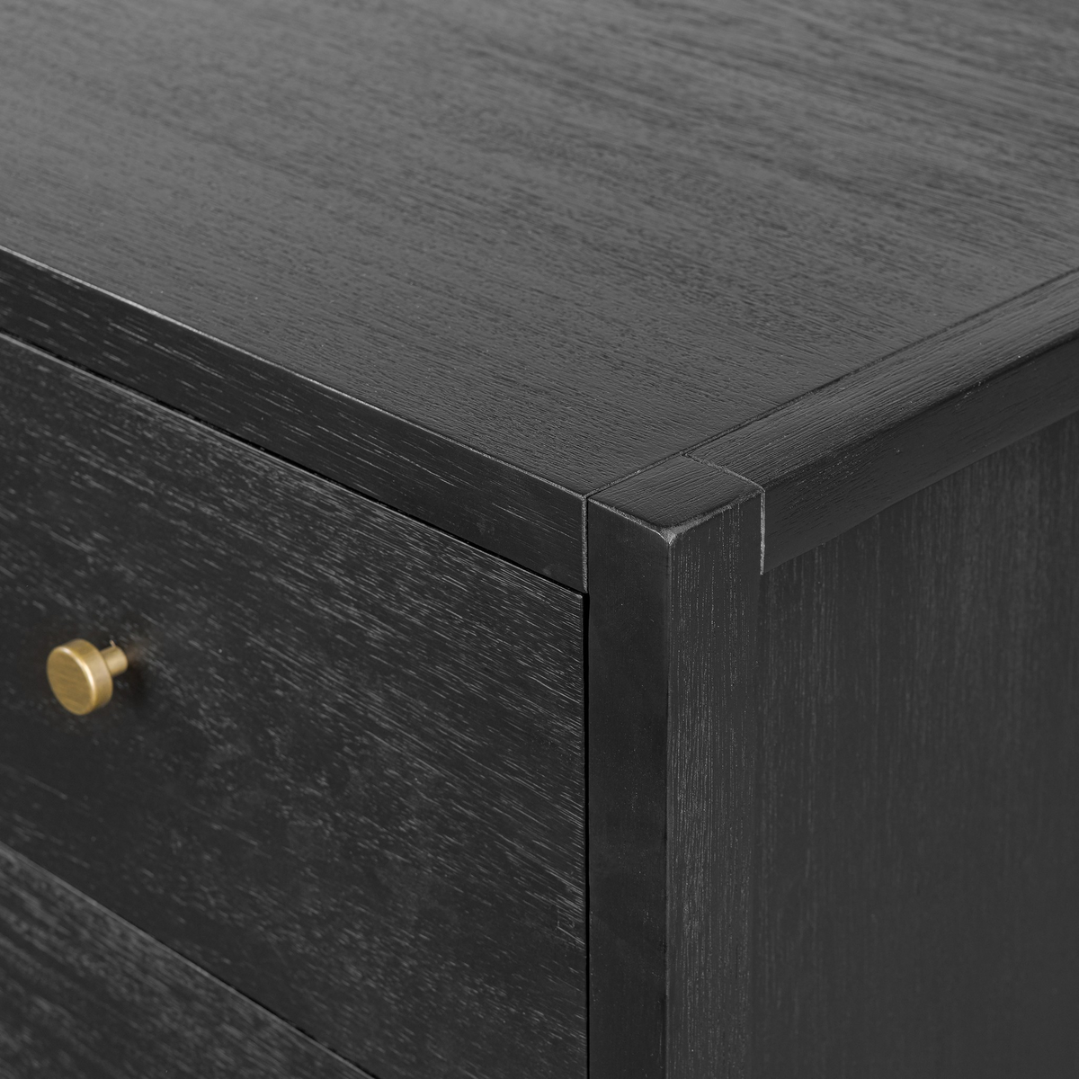 Sullivan 10 Drawer Dresser