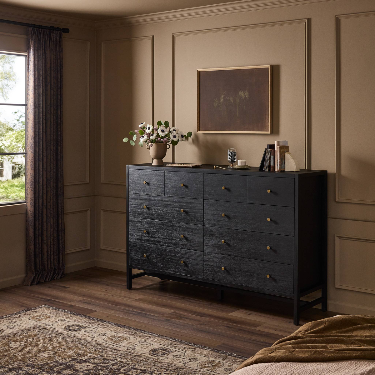 Sullivan 10 Drawer Dresser