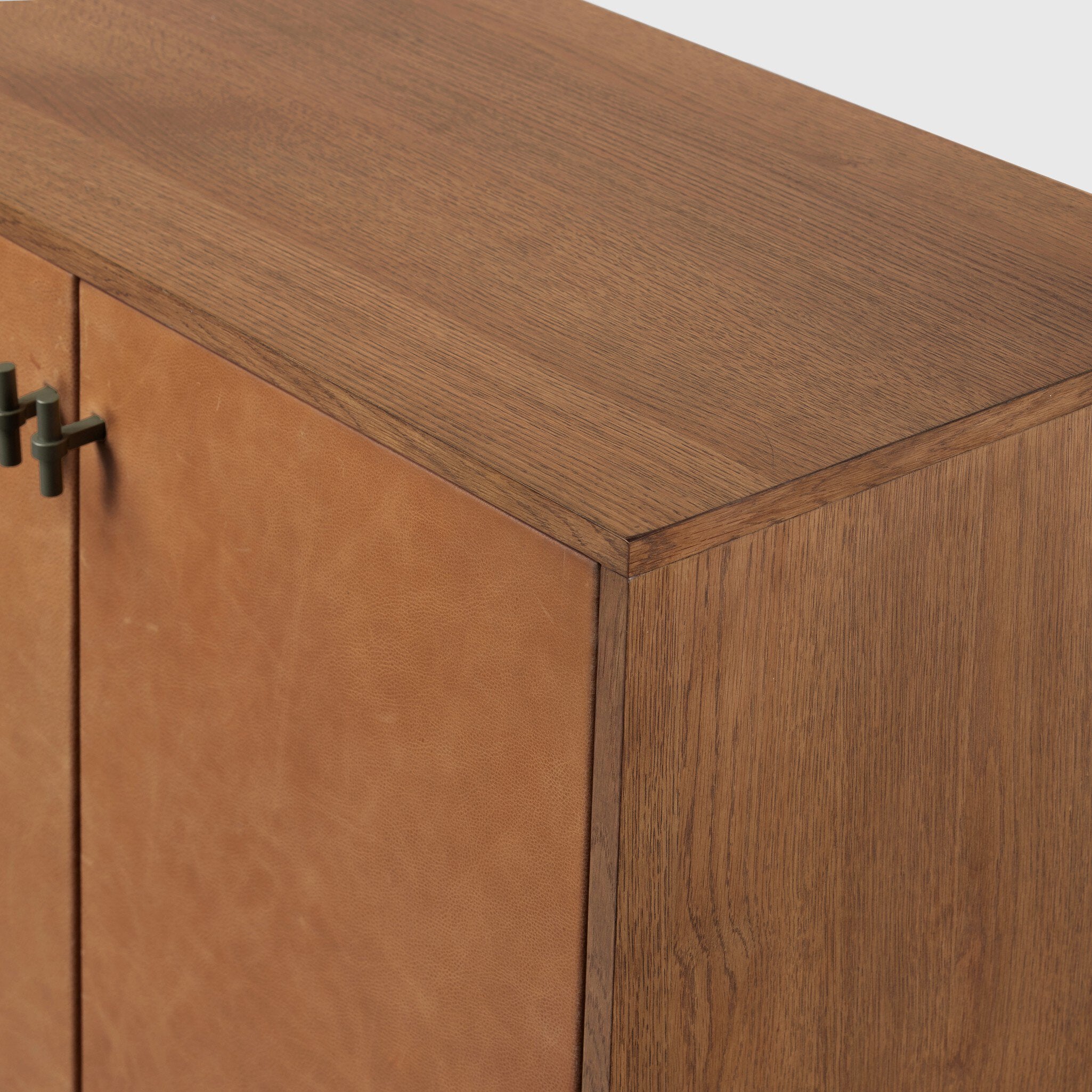 Posada Small Cabinet