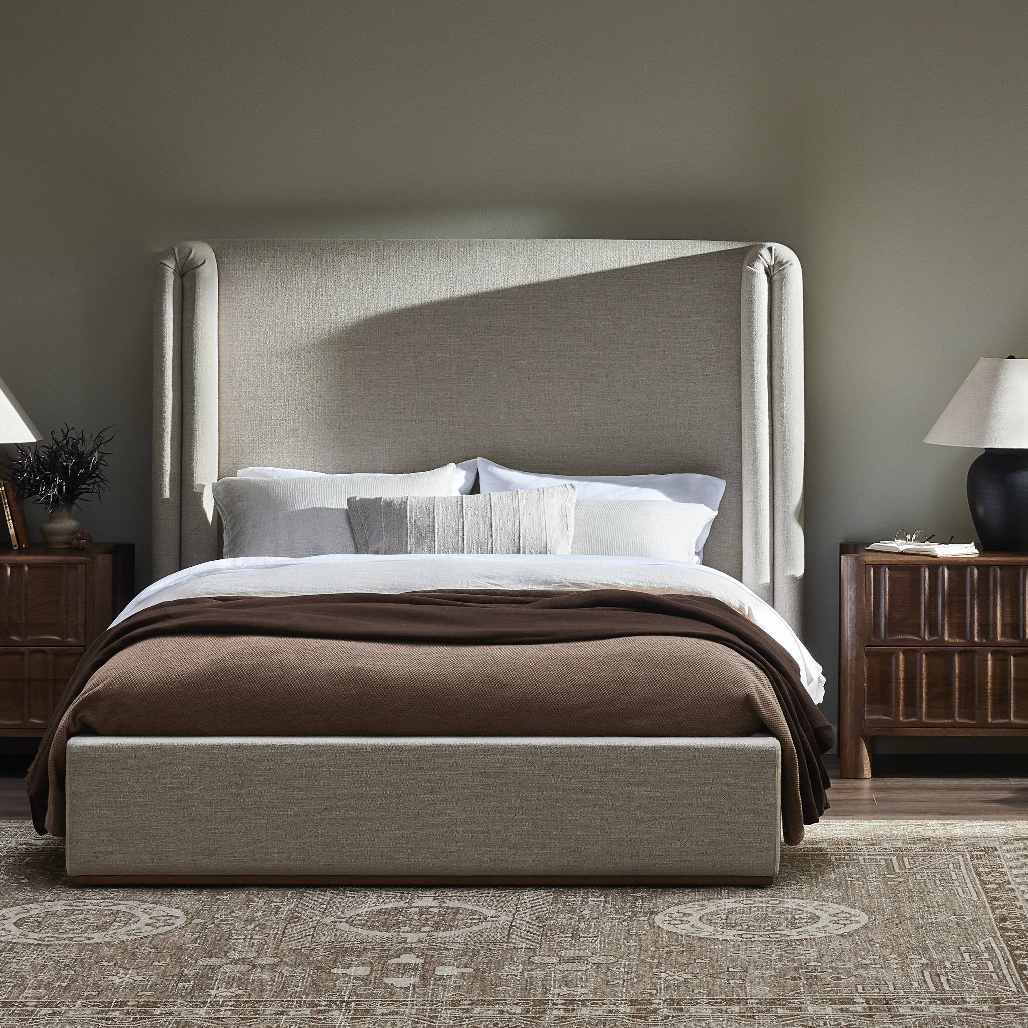 Octavia Bed