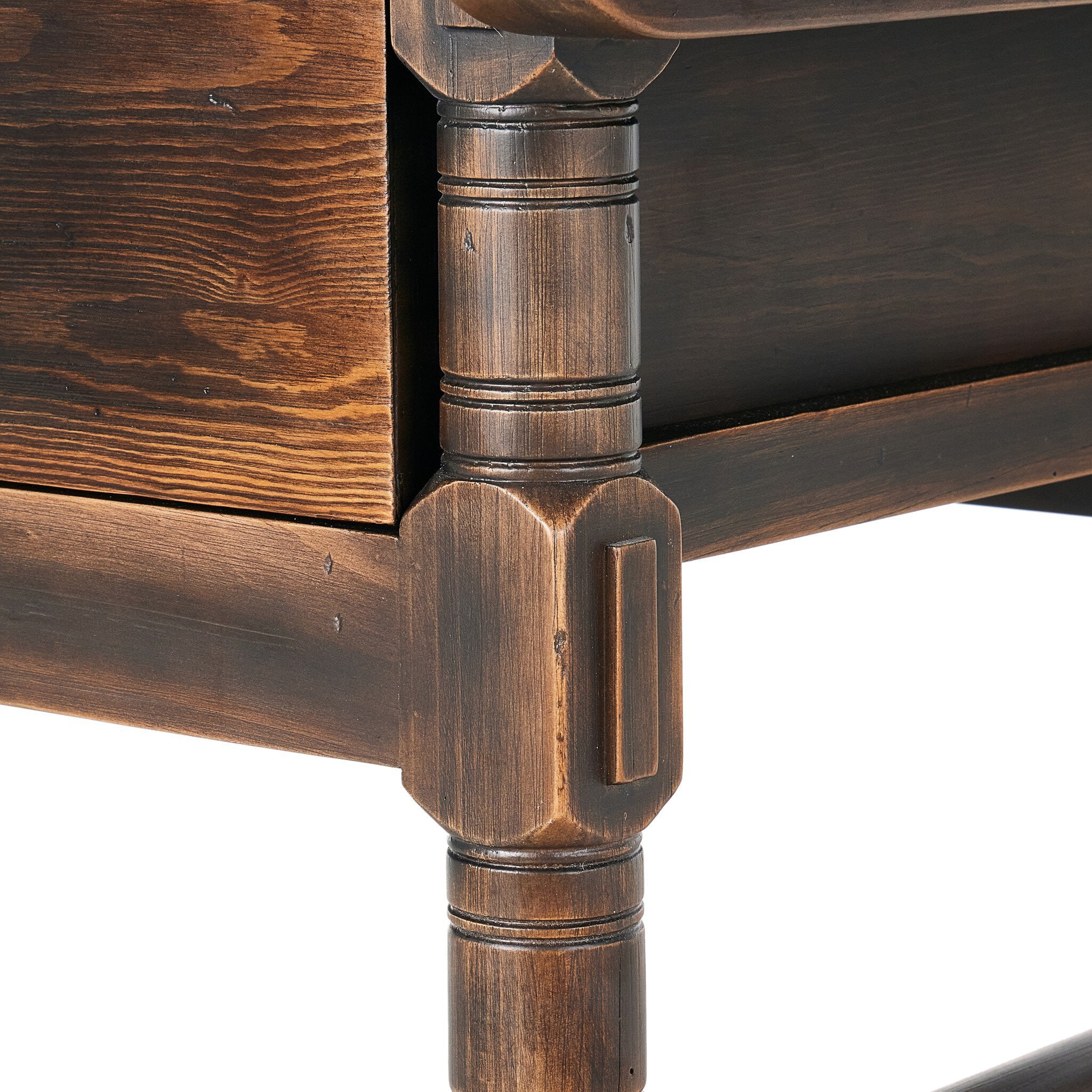 Colonial Table