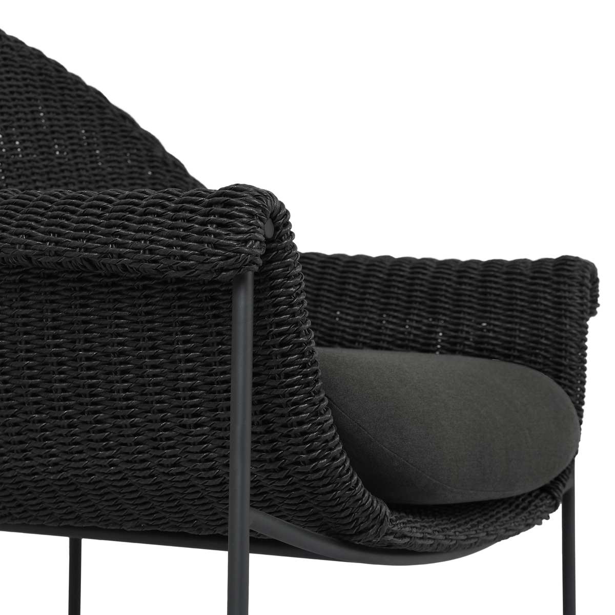 Suerte Outdoor Chair