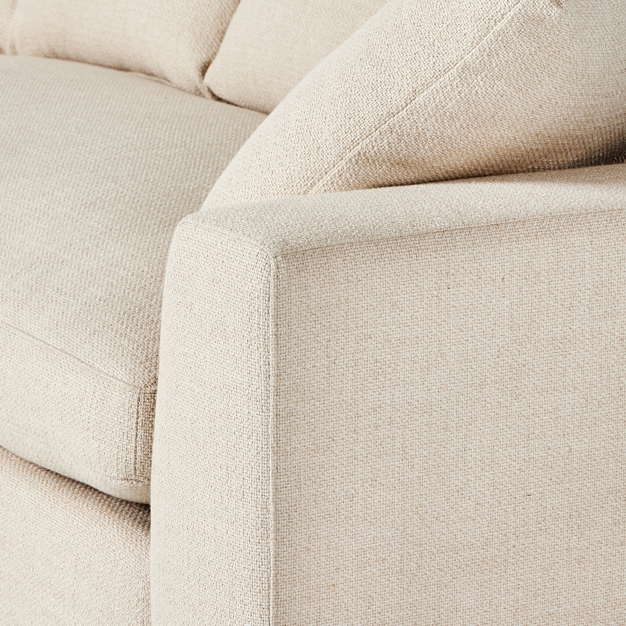 Ralston 2Pc Sectional