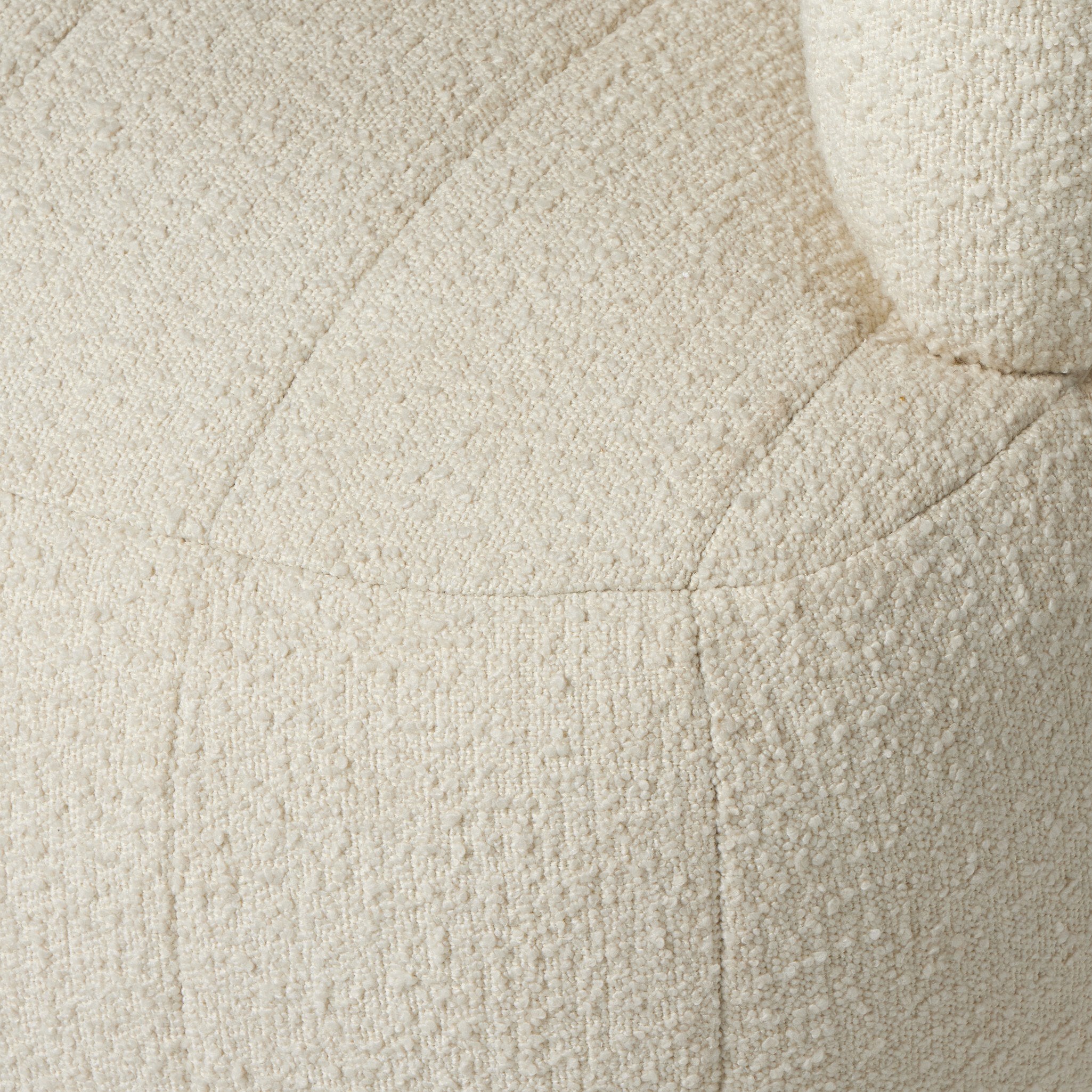 Doss Swivel Chair