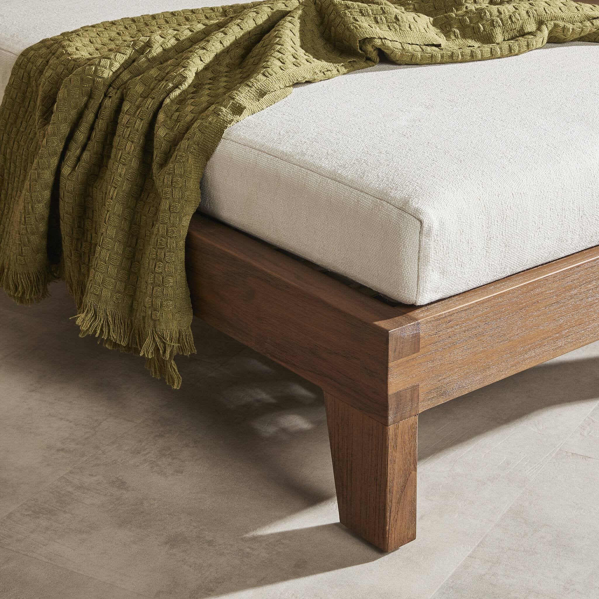 Verona Outdoor Chaise