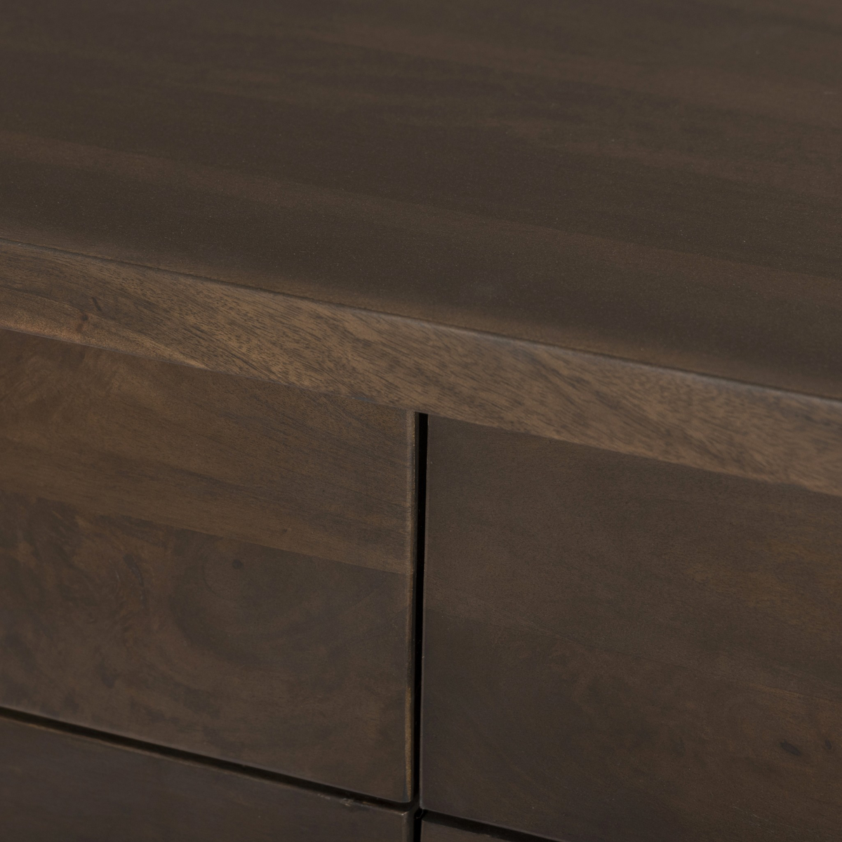 Freddie 6 Drawer Dresser