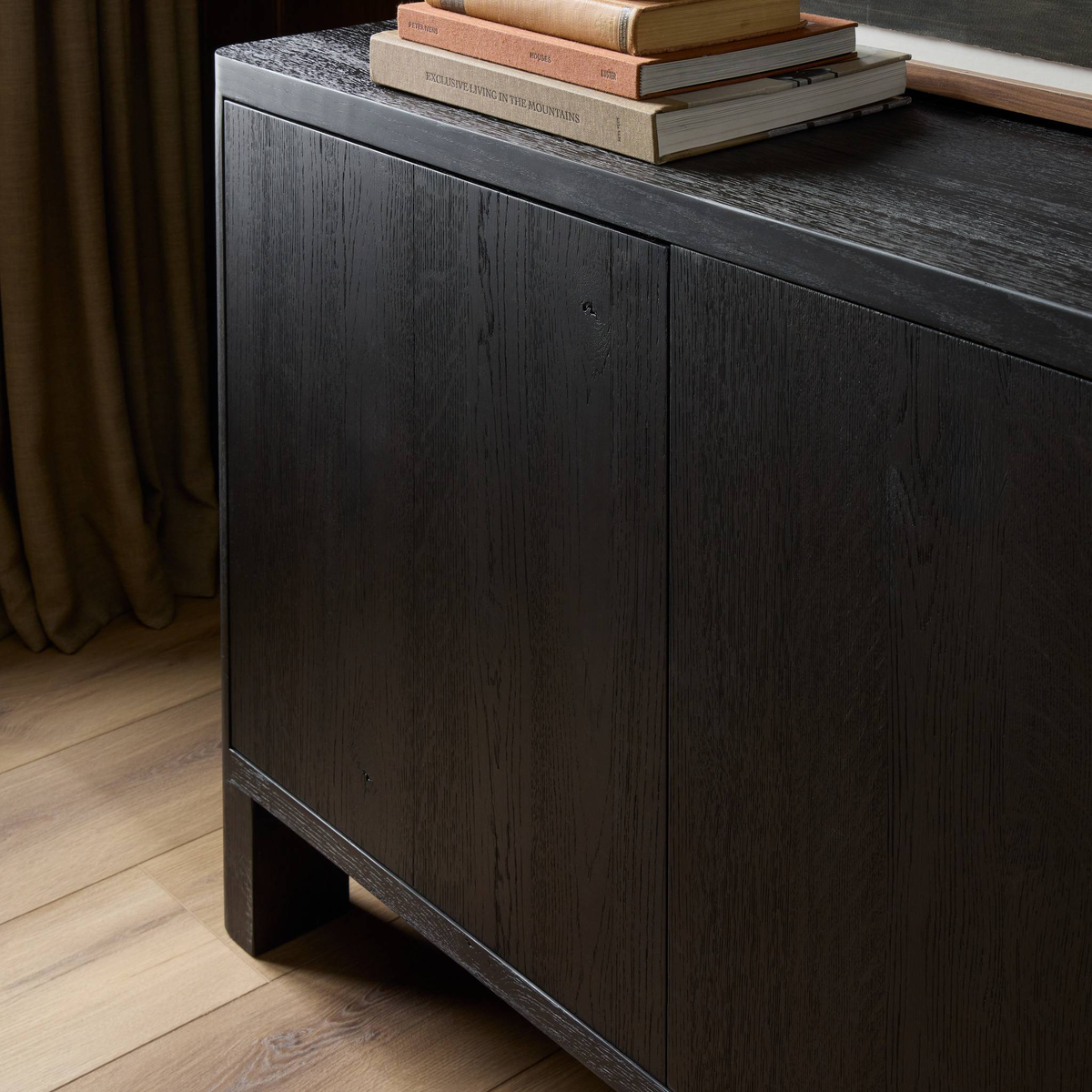 Noeline Sideboard
