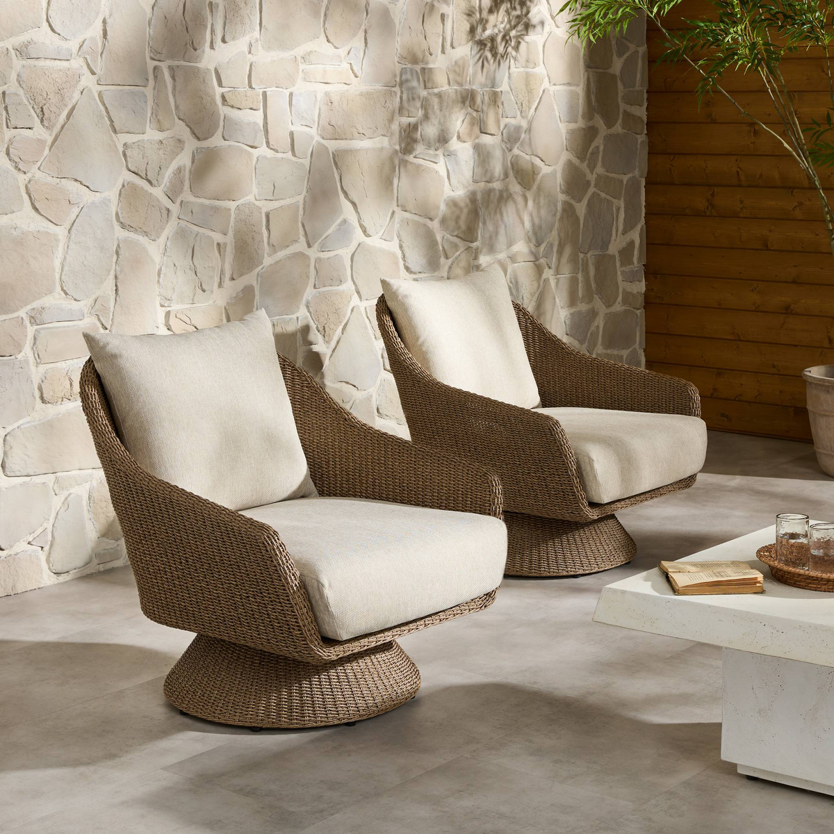 Koe Outdoor Chair