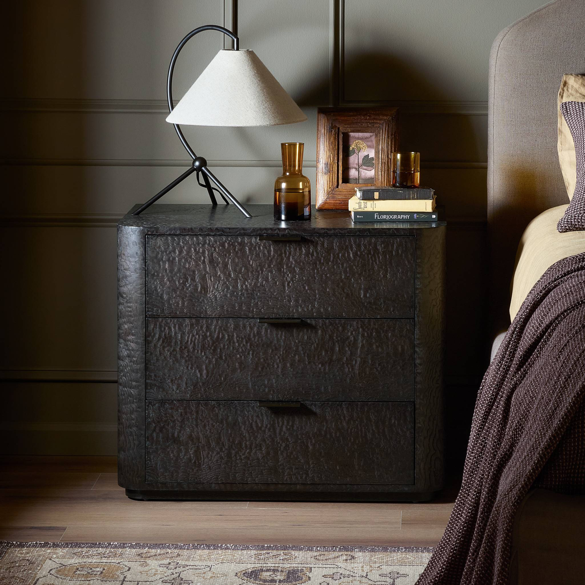 #color_dark-tamo-ash-veneer