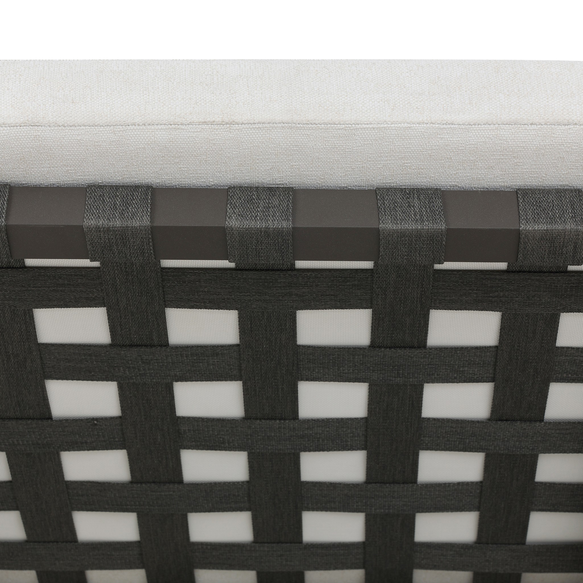 Reine Outdoor Chaise