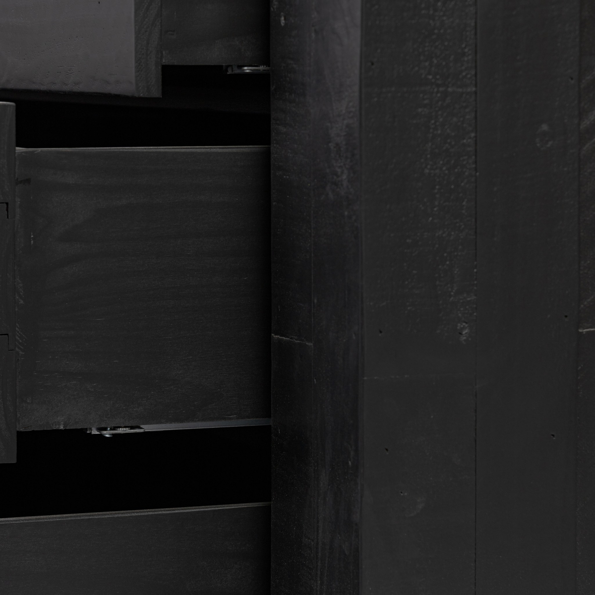 Perot 6 Drawer Dresser