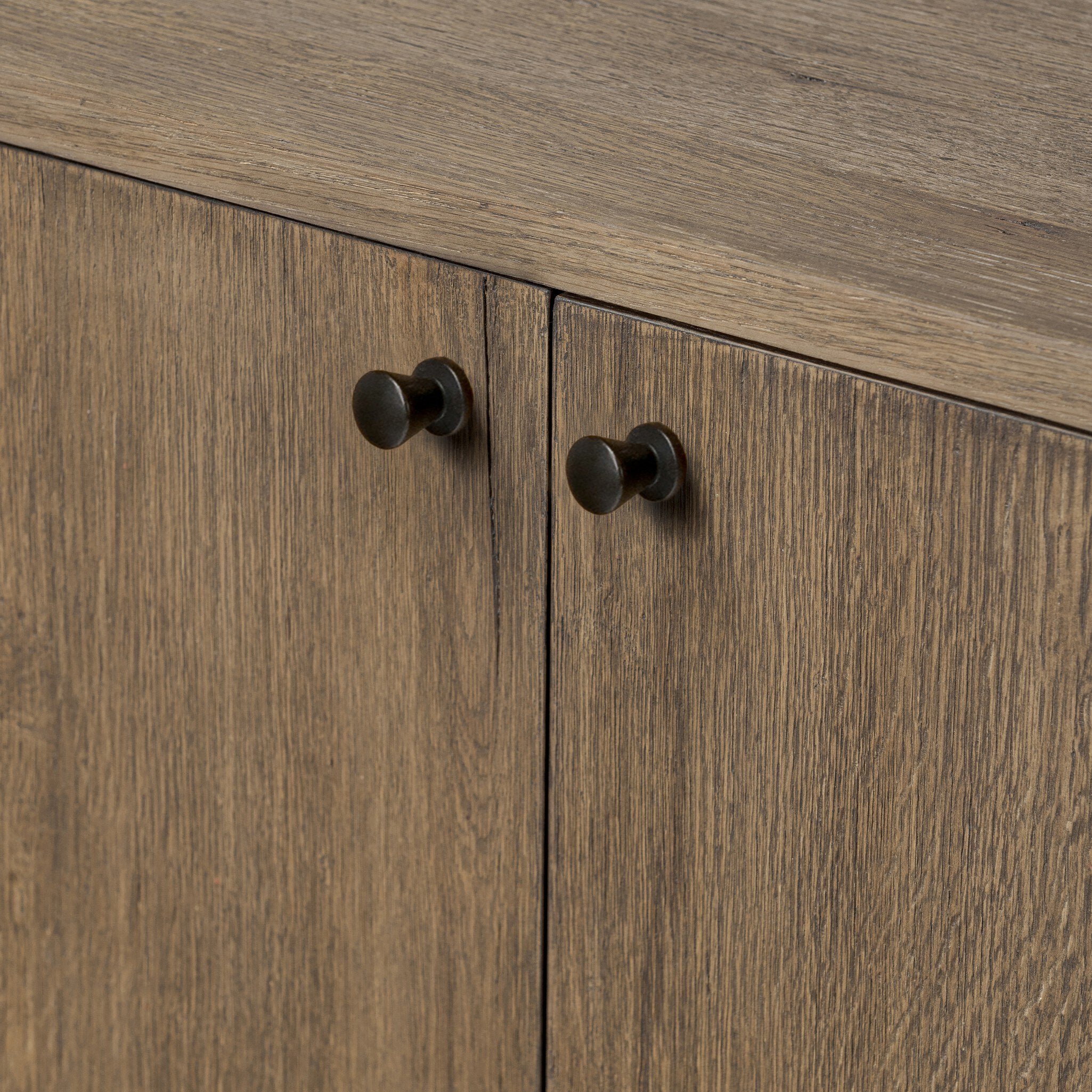Leya Sideboard