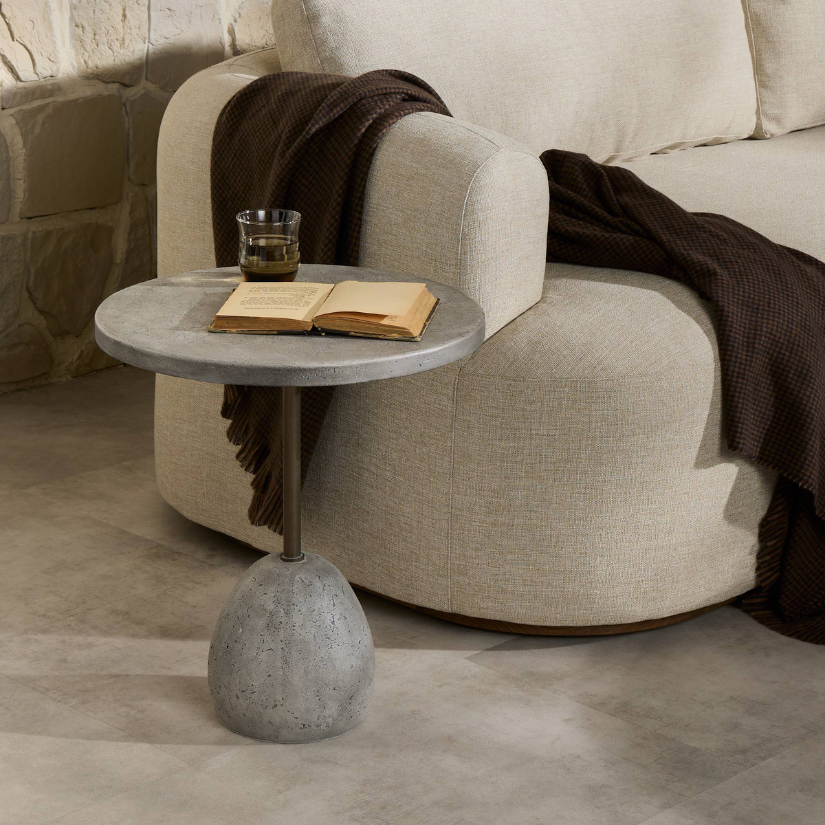 #color_aged-smoke-concrete