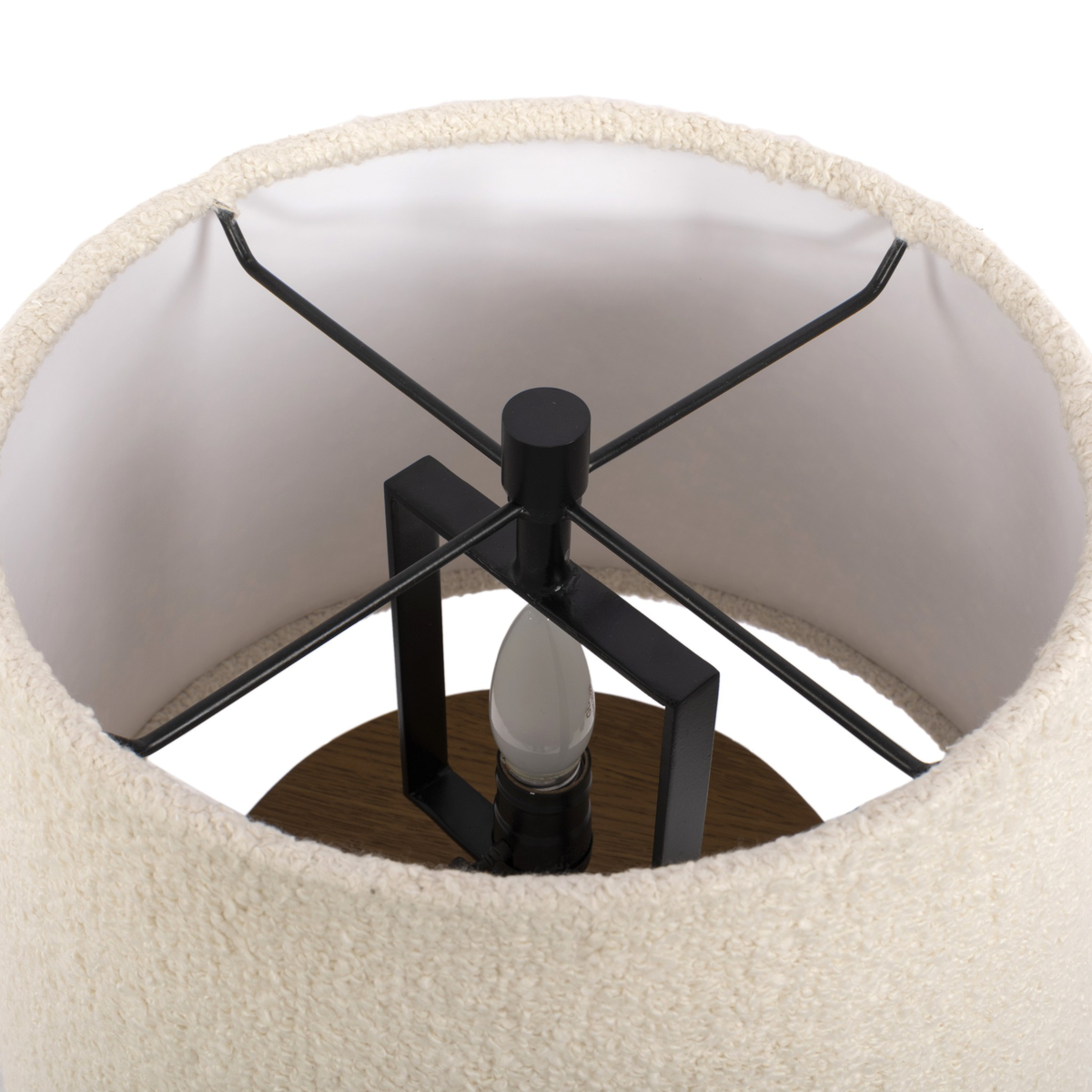 #color_light-smoked-oak-veneer-cream-boucle-black-cord