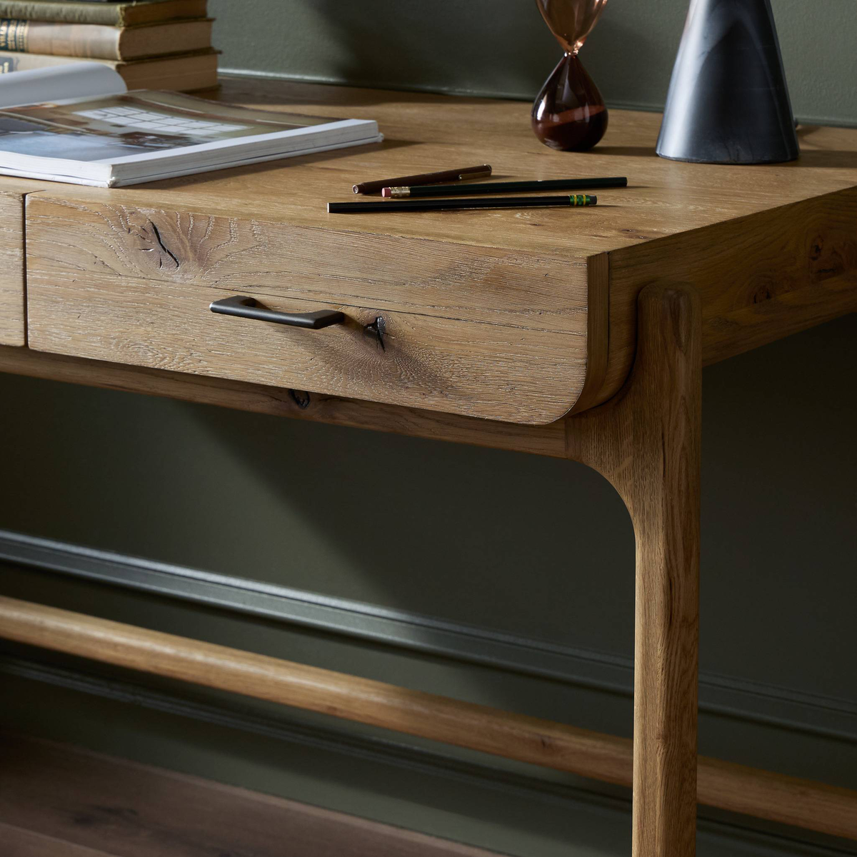 #color_resawn-worn-oak