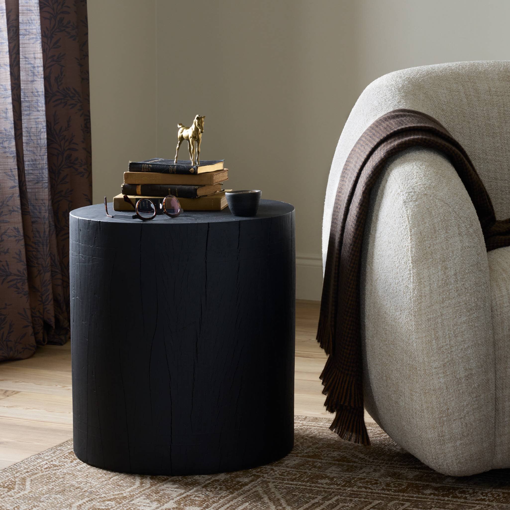 Layo End Table