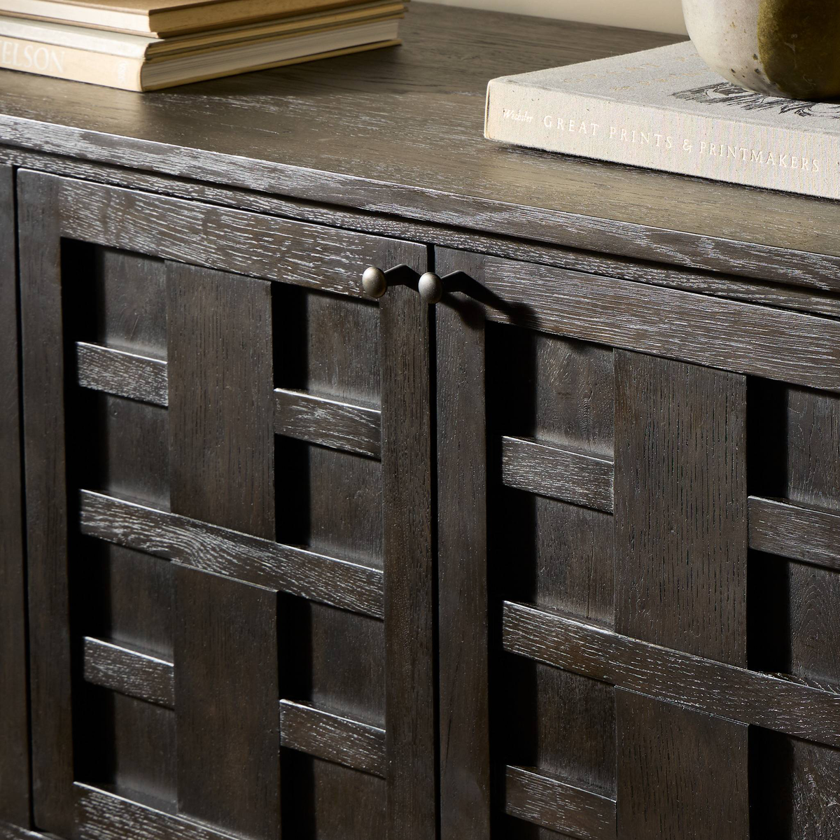 Alessio Media Console