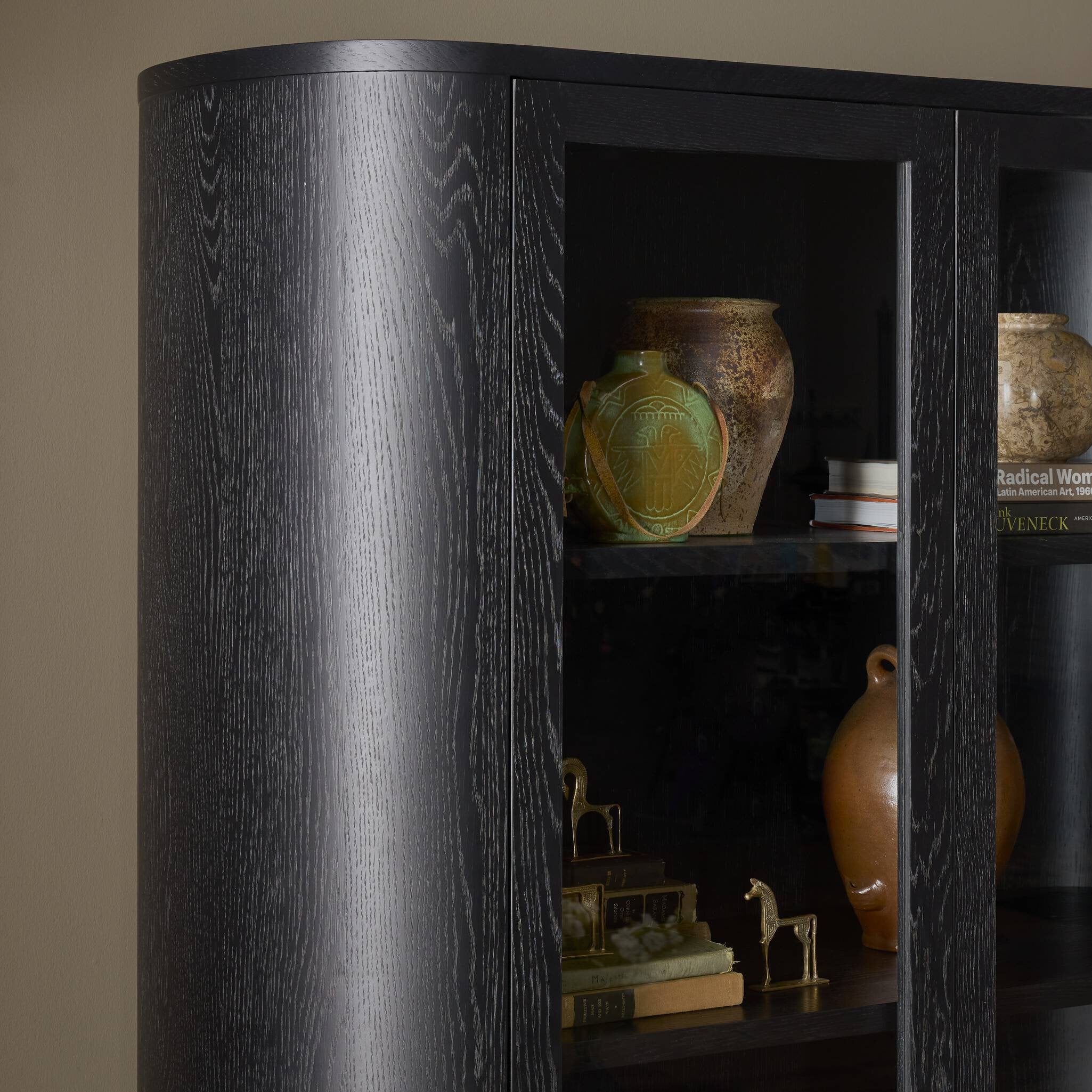 Pilar Cabinet