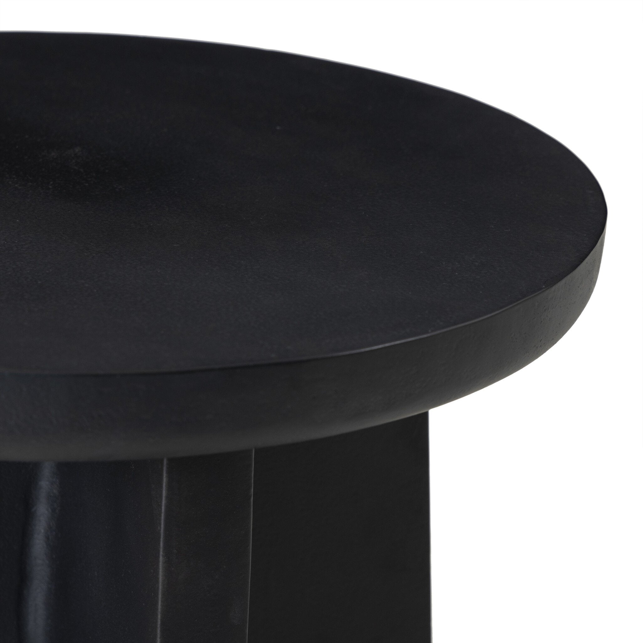Worth Outdoor End Table