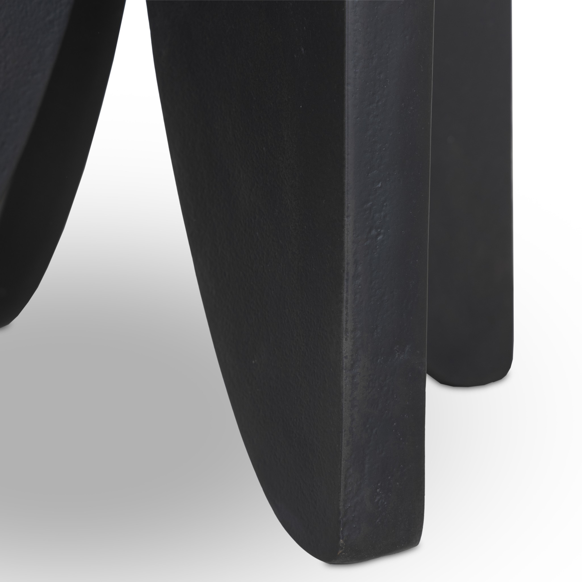 Worth Outdoor End Table