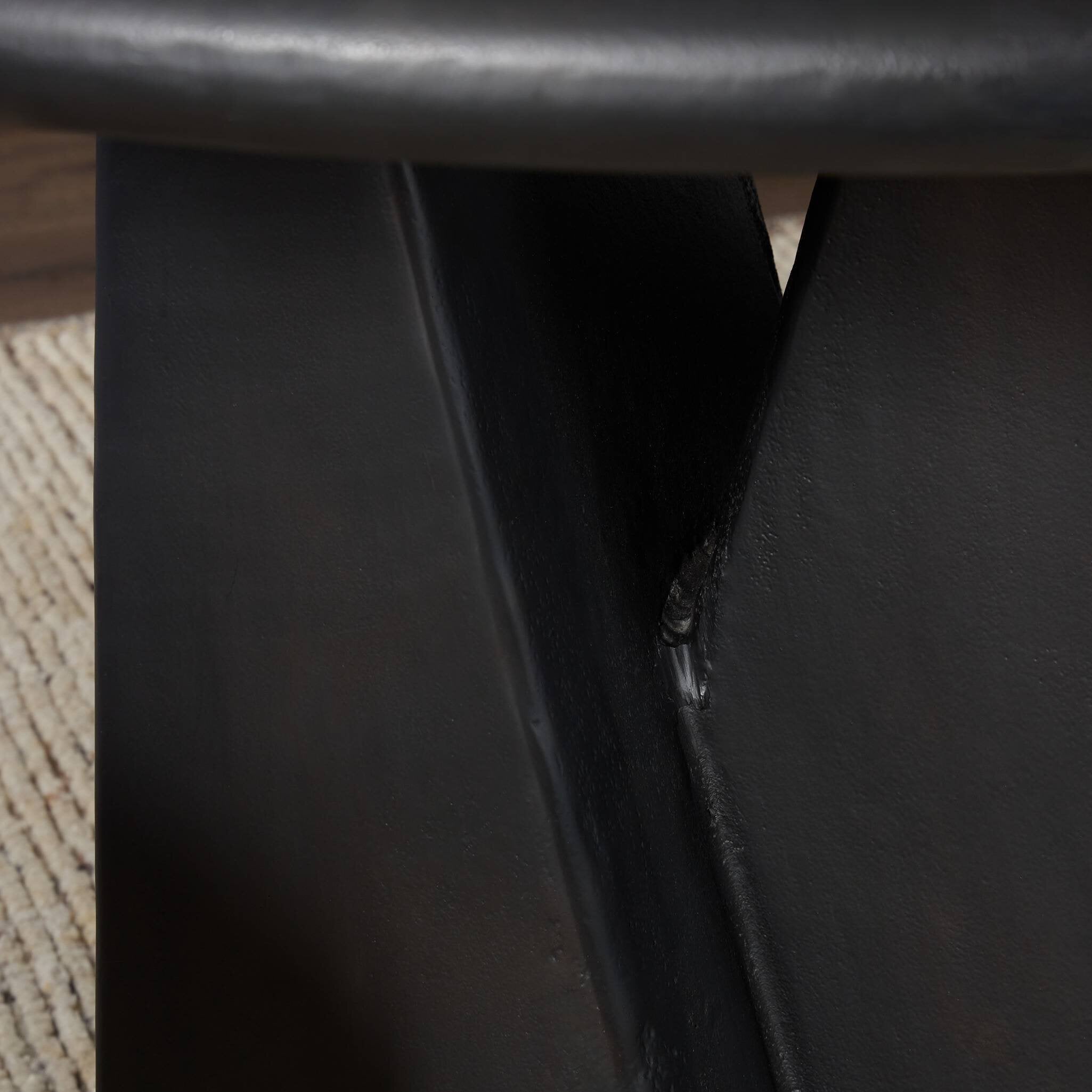 Aster Dining Table