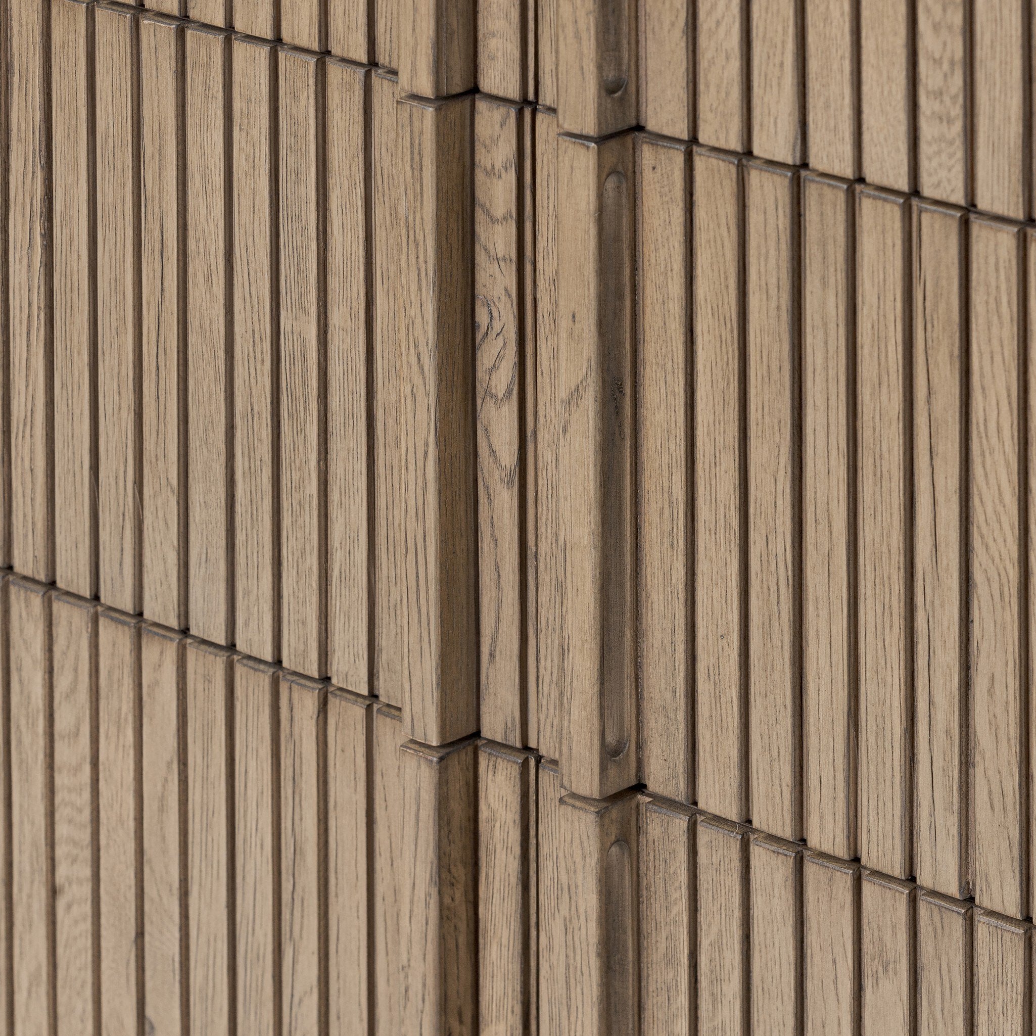 Leo 8 Drawer Dresser