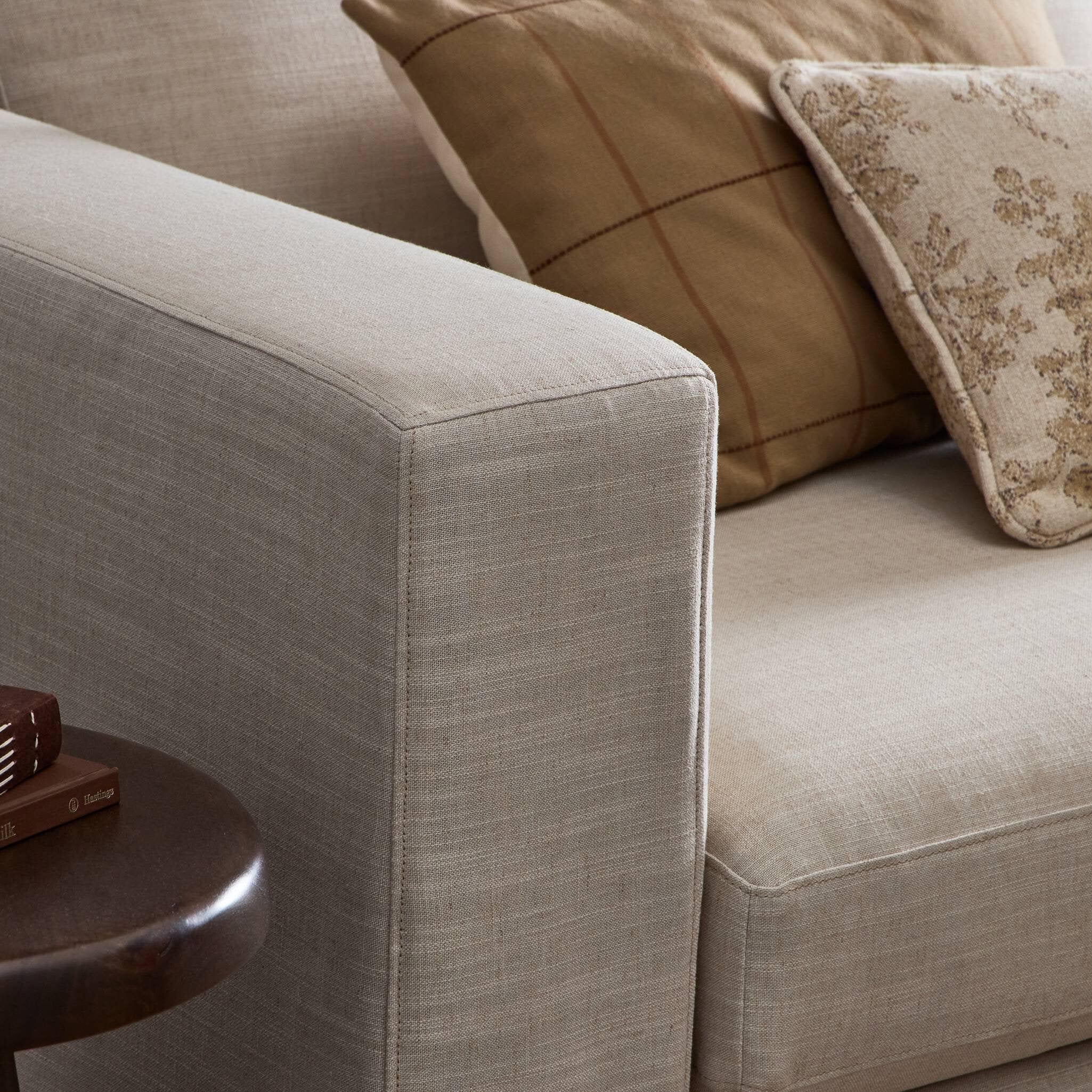 Tovana Sofa- 95"
