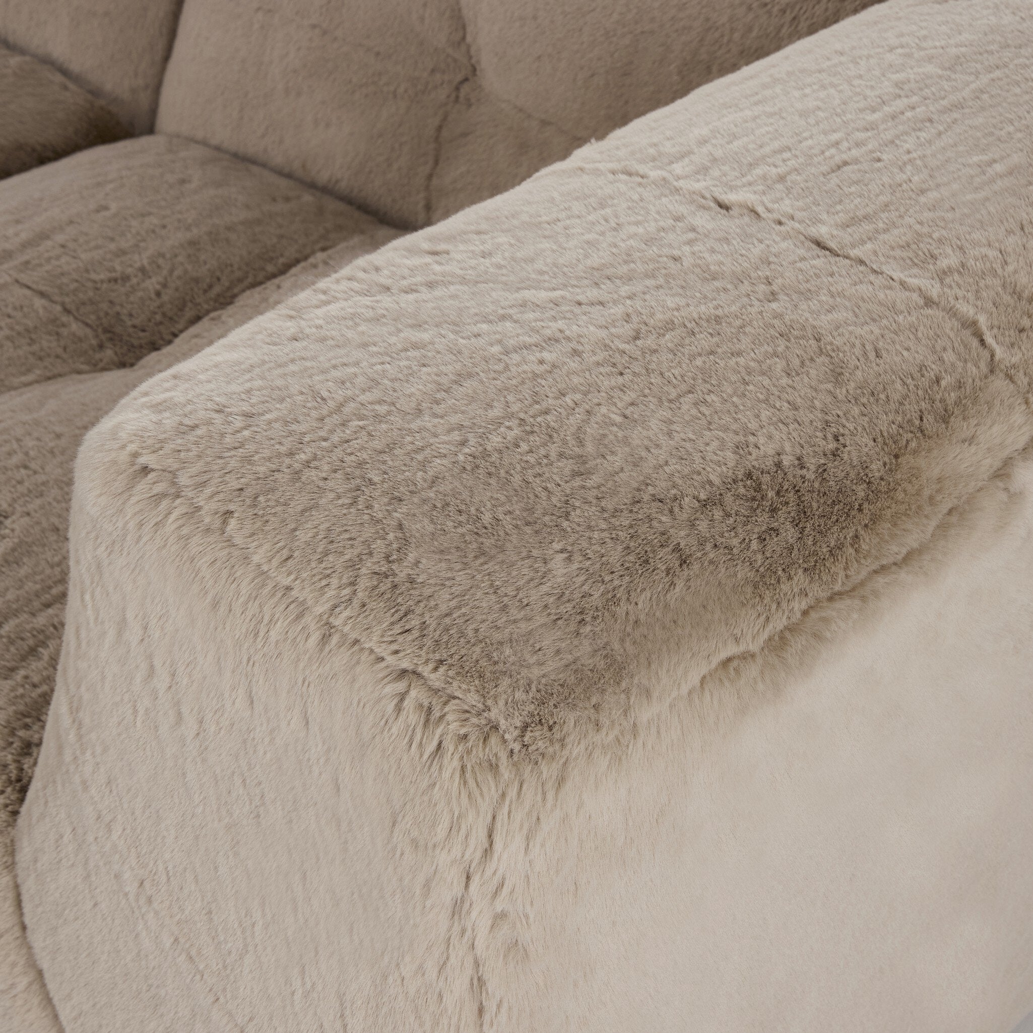 Miles 7Pc Sectional