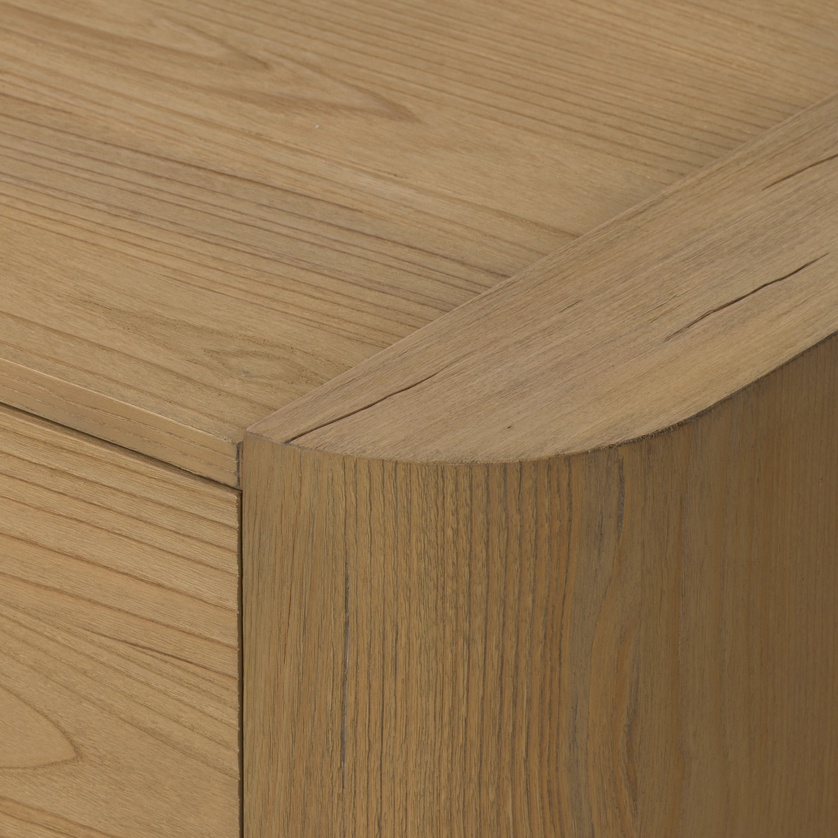 Radius 6 Drawer Dresser