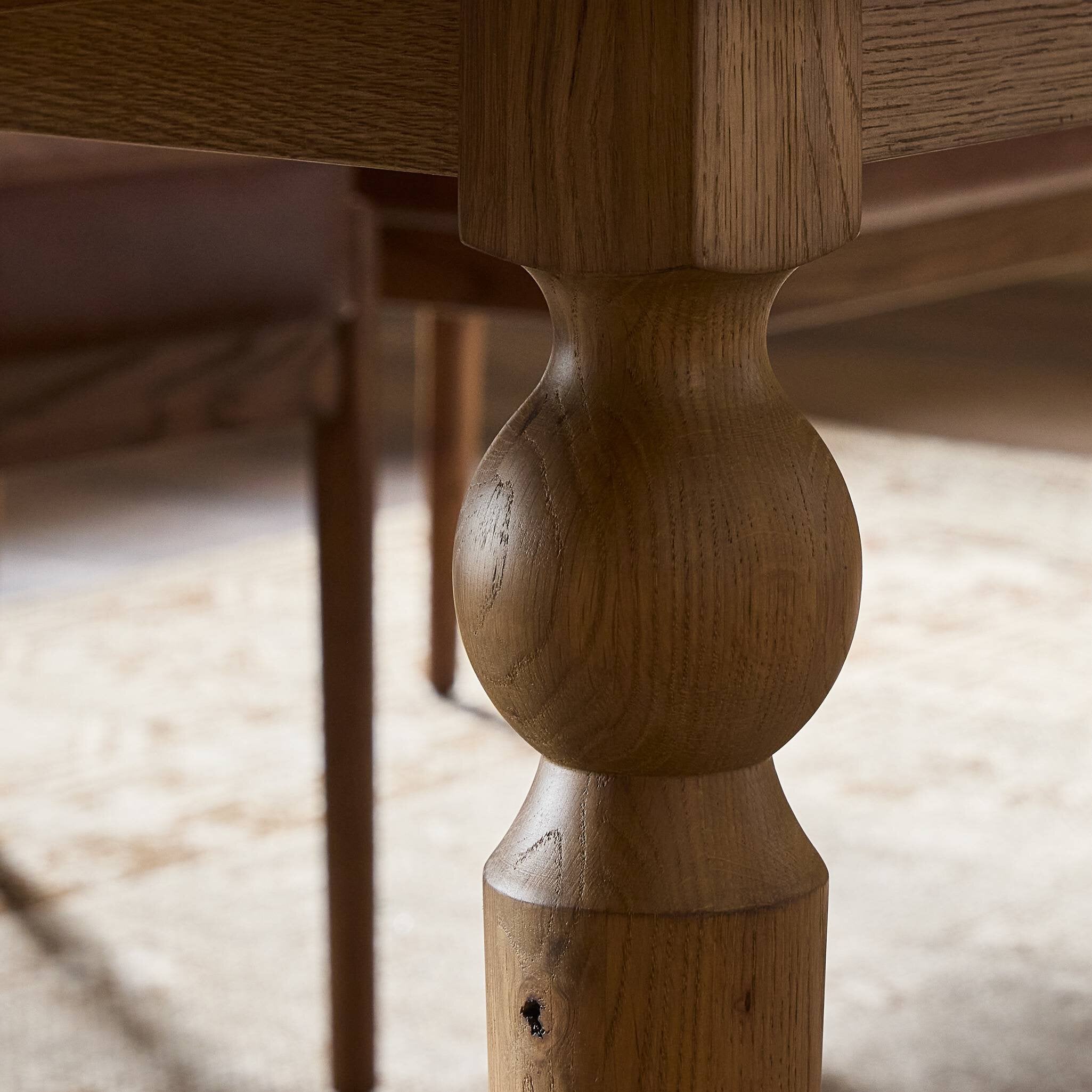 Blinn Oval Leaf Extension Dining Table