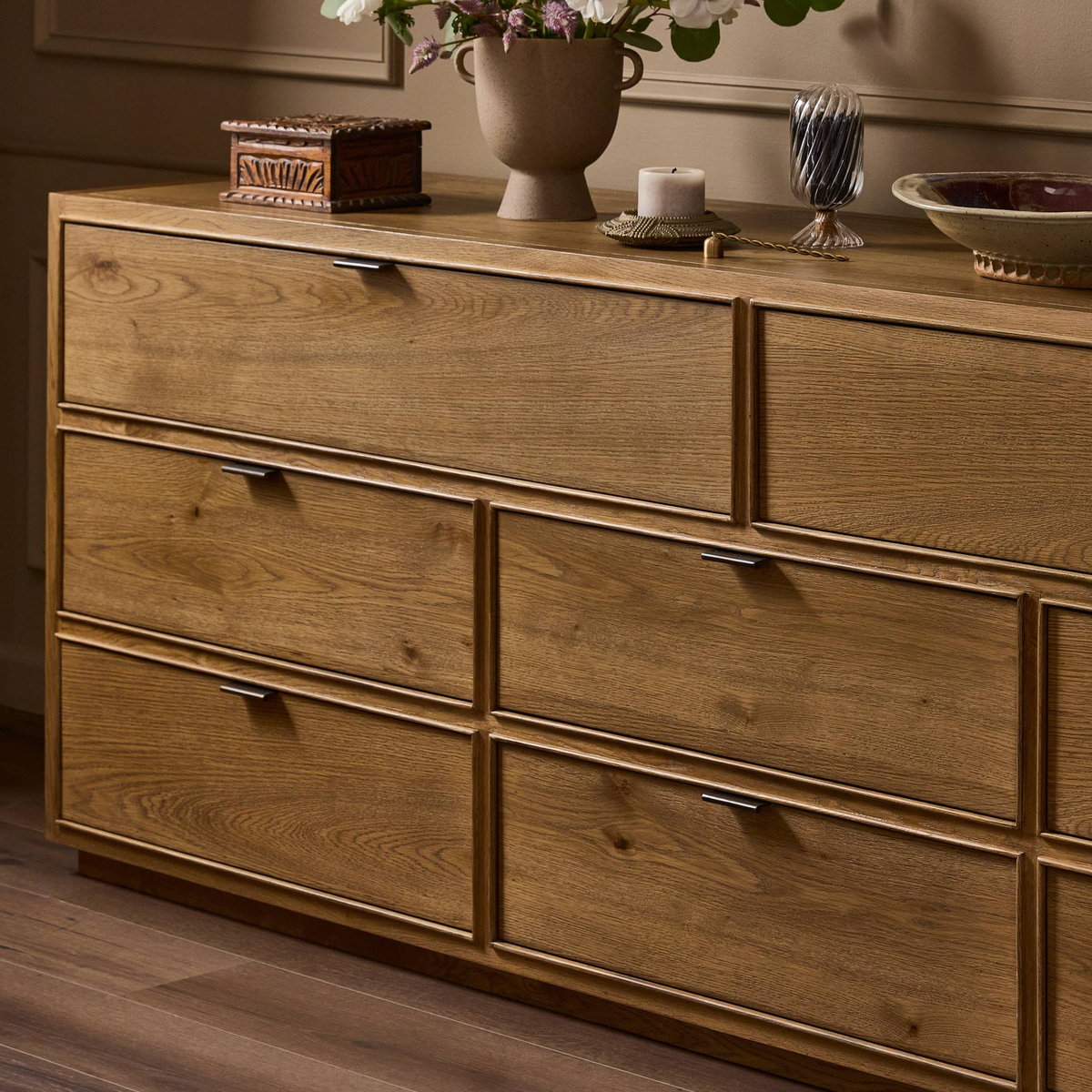 Kodo 8 Drawer Dresser