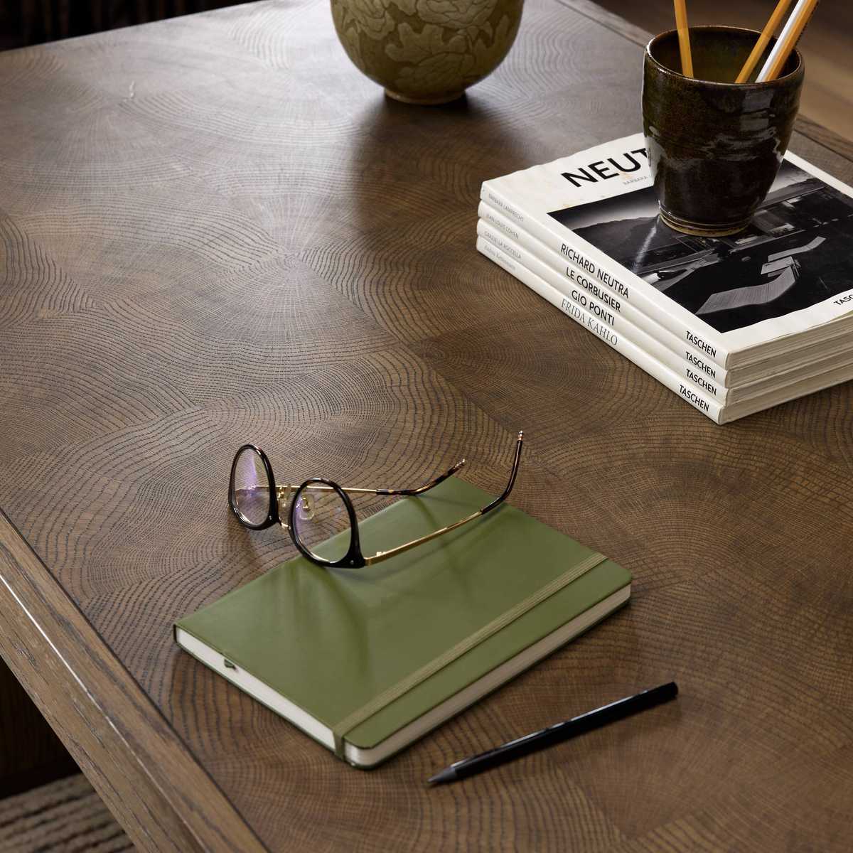 #color_tables-desks/desks/writing