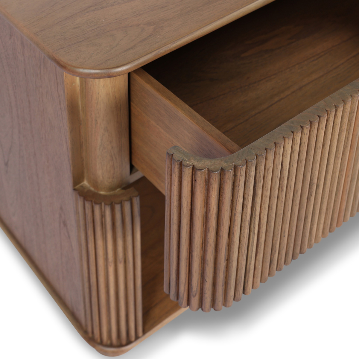 #color_amber-mindi-veneer
