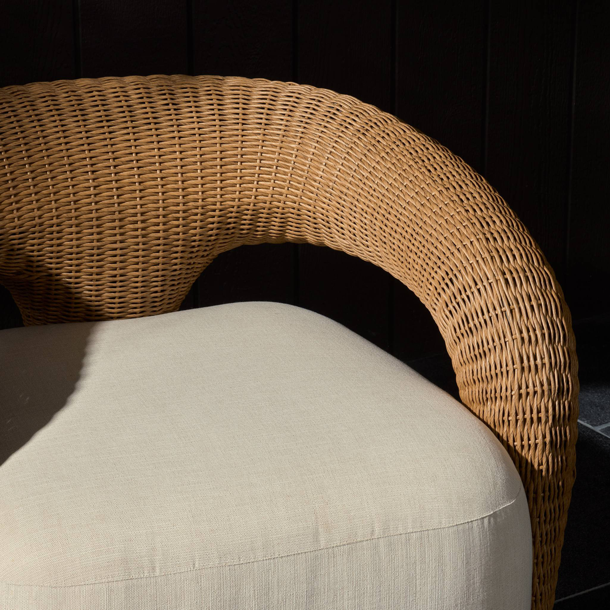 Mazie Outdoor Swivel Chair