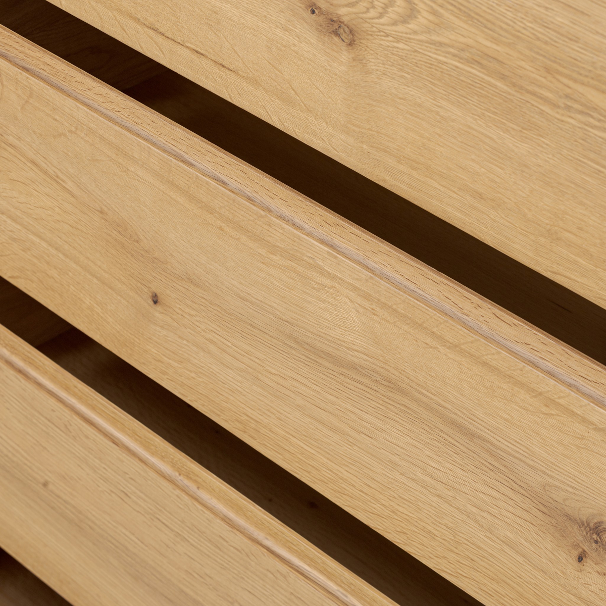 Novella 4 Drawer Dresser