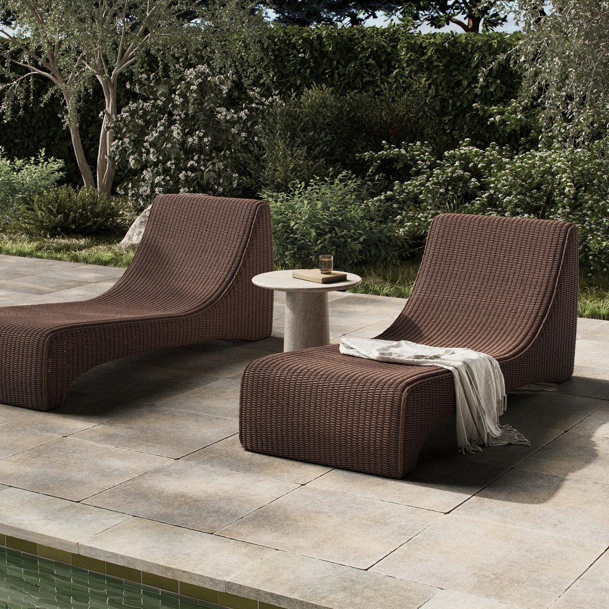 Mazu Outdoor Chaise