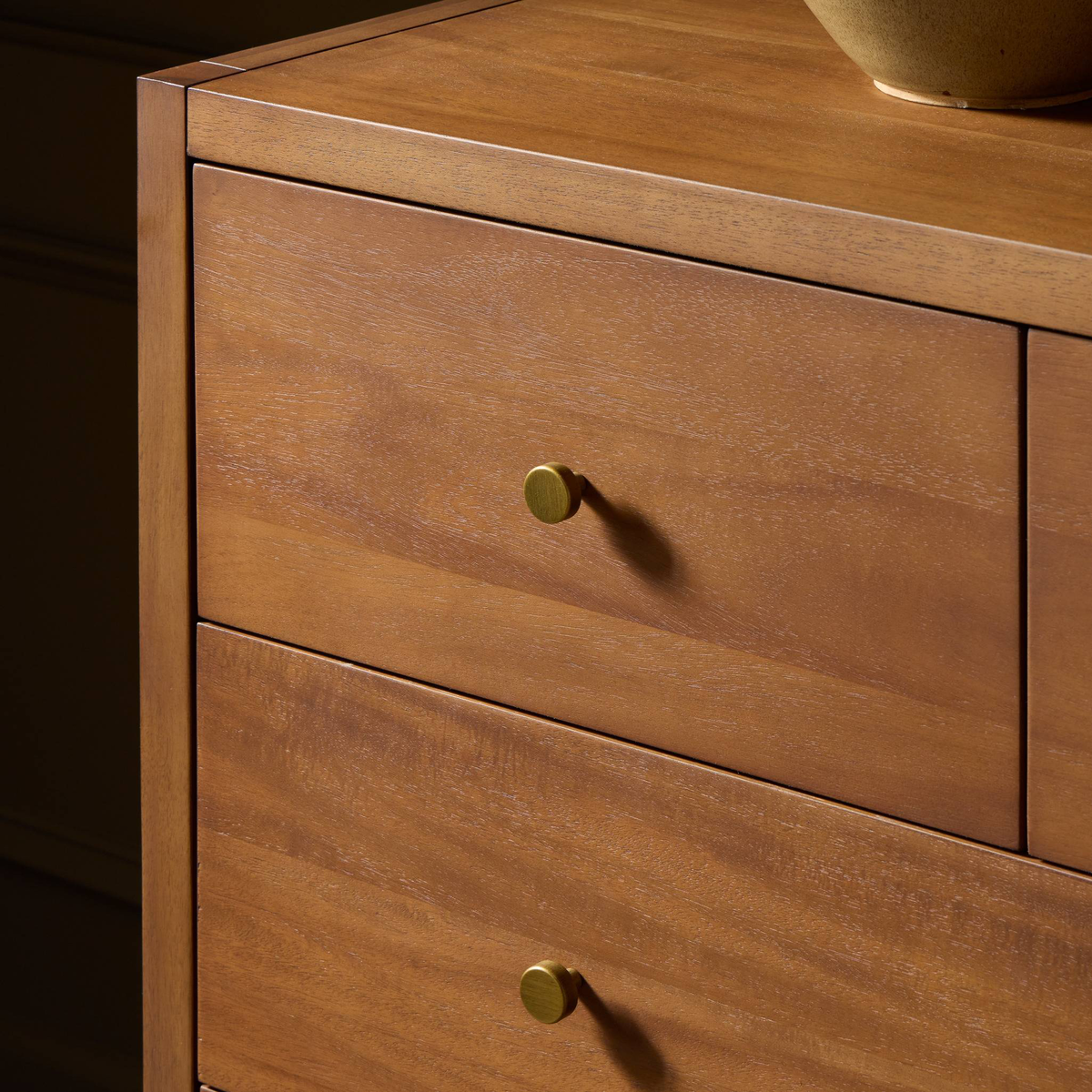 Sullivan 8 Drawer Dresser